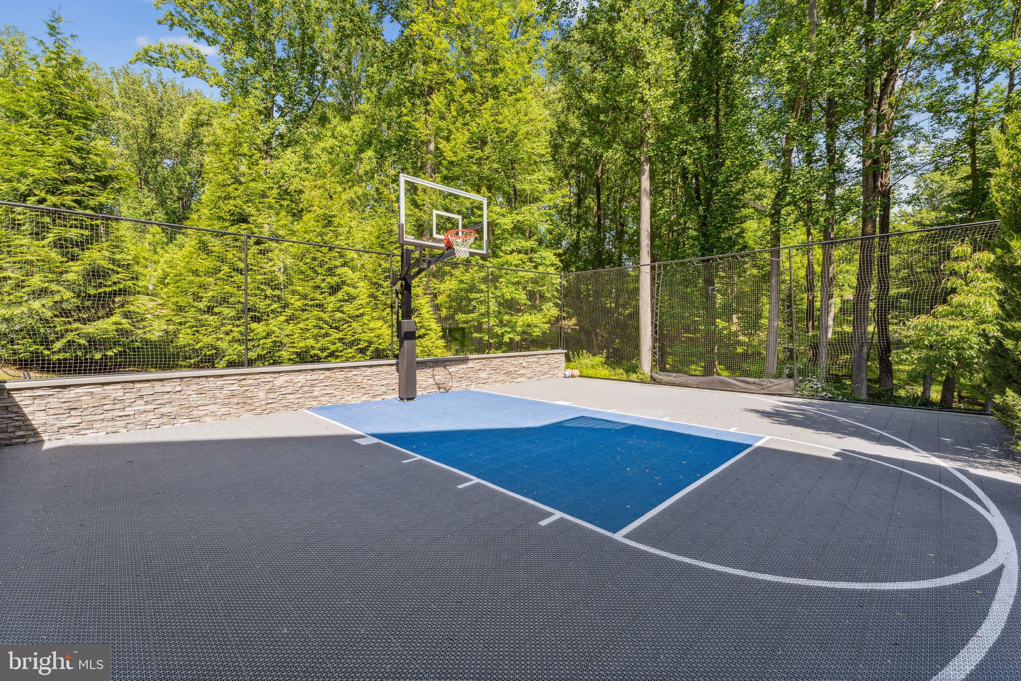 SPRING VALLEY ESTATES - Residential