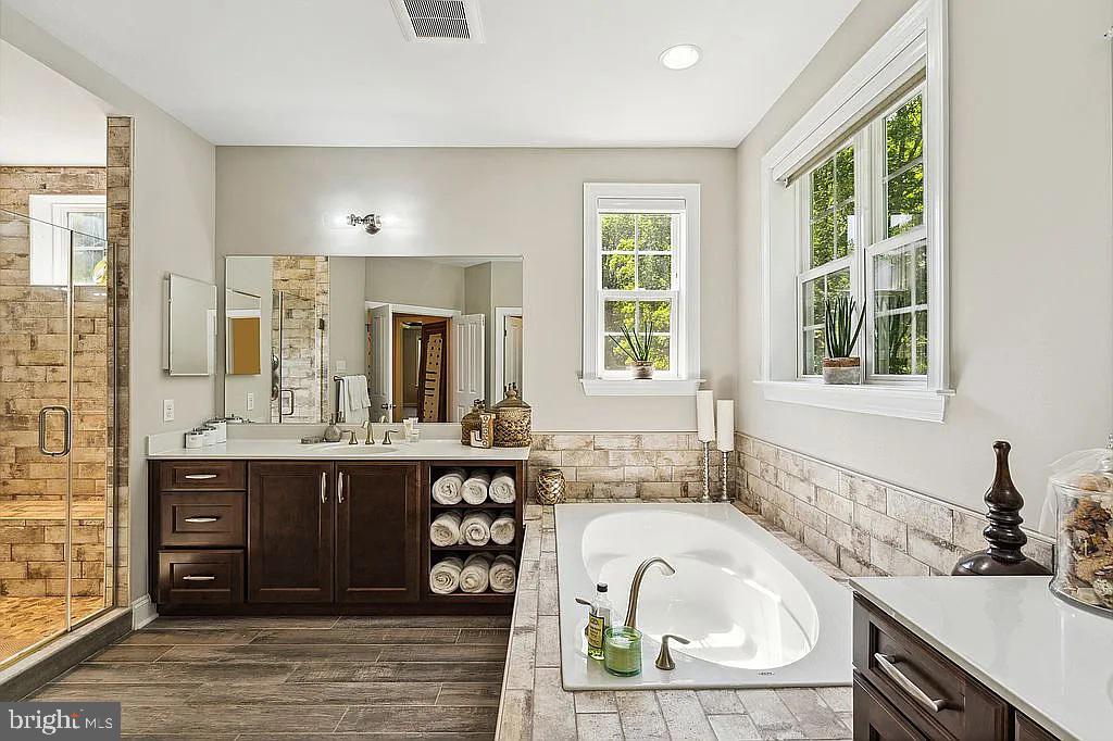 SPRING VALLEY ESTATES - Residential