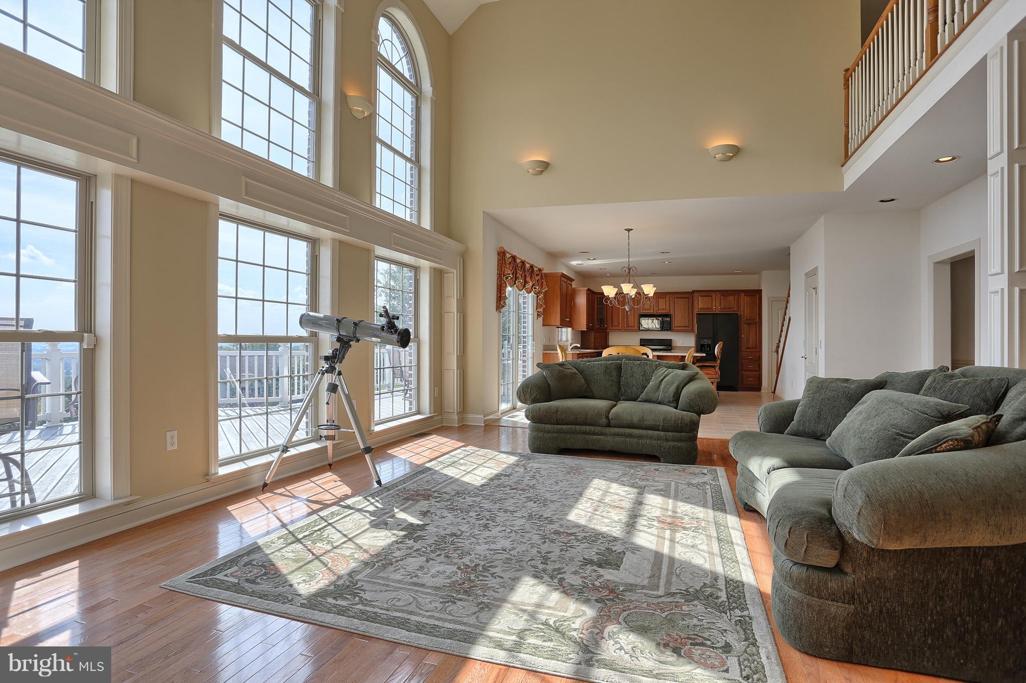RIVER BEND - Residential