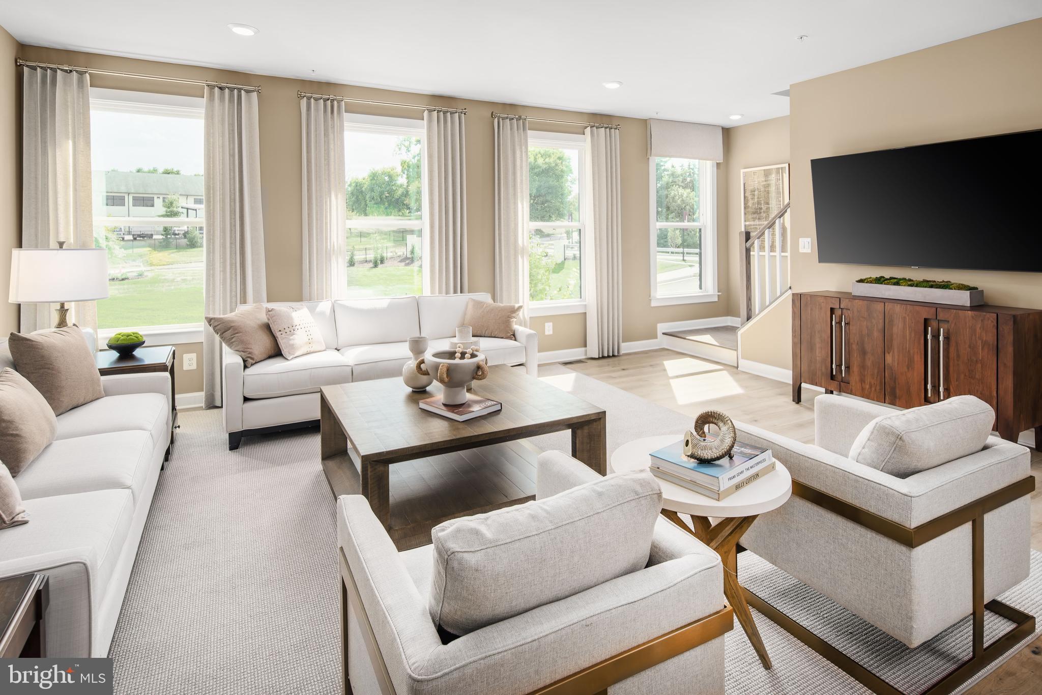 LONGVIEW RIDGE - Residential