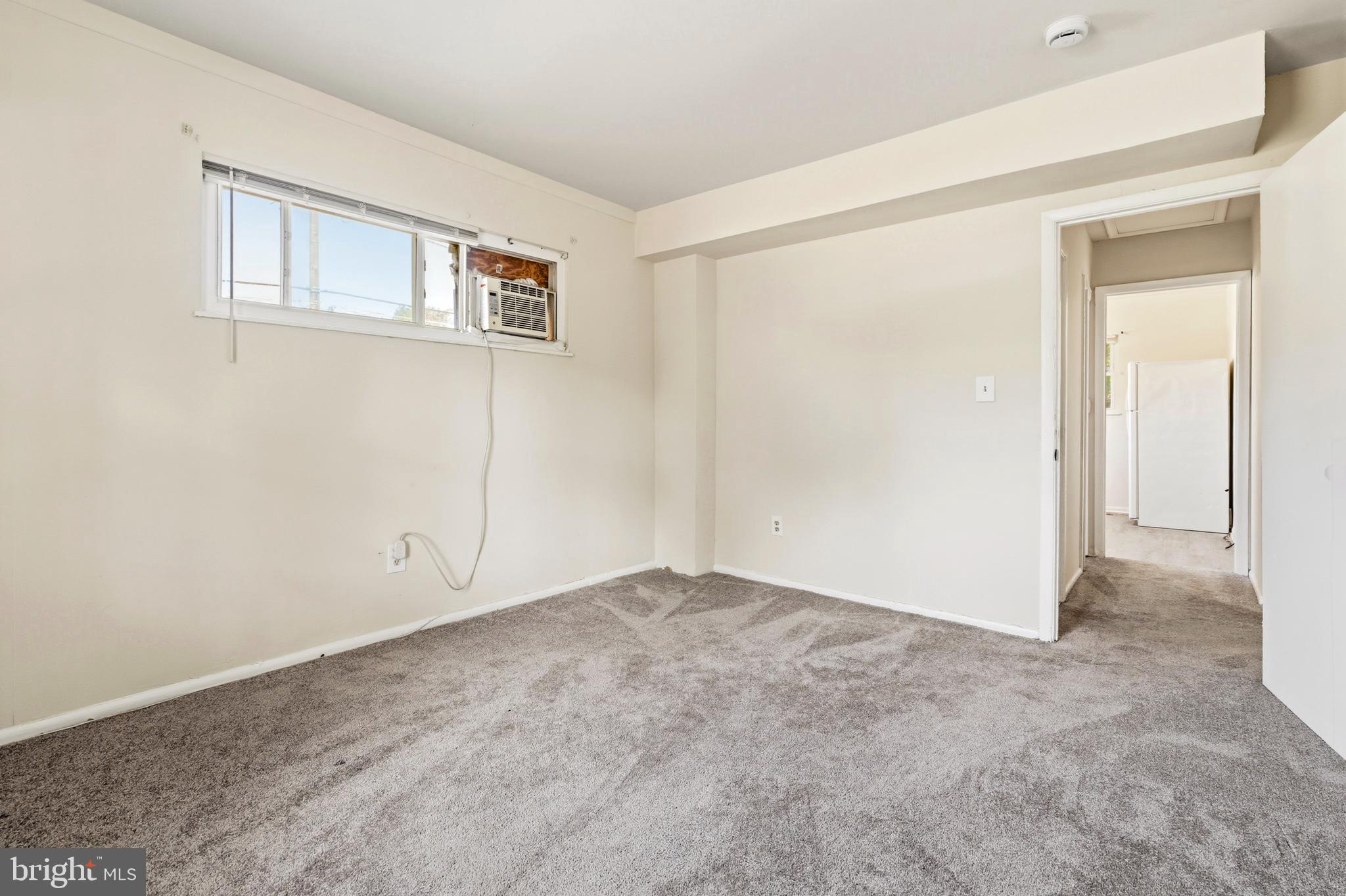 HOLLY PARK - Residential