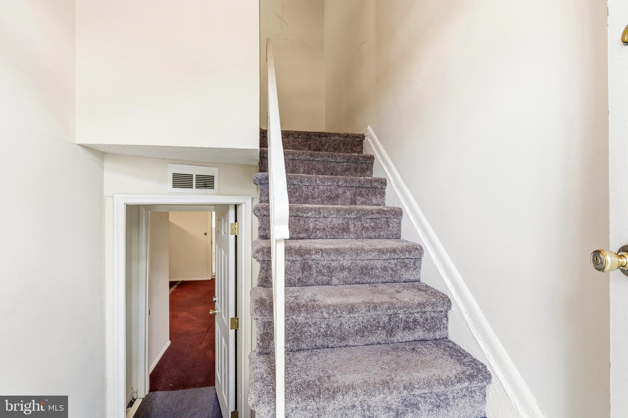 HOLLY PARK - Residential