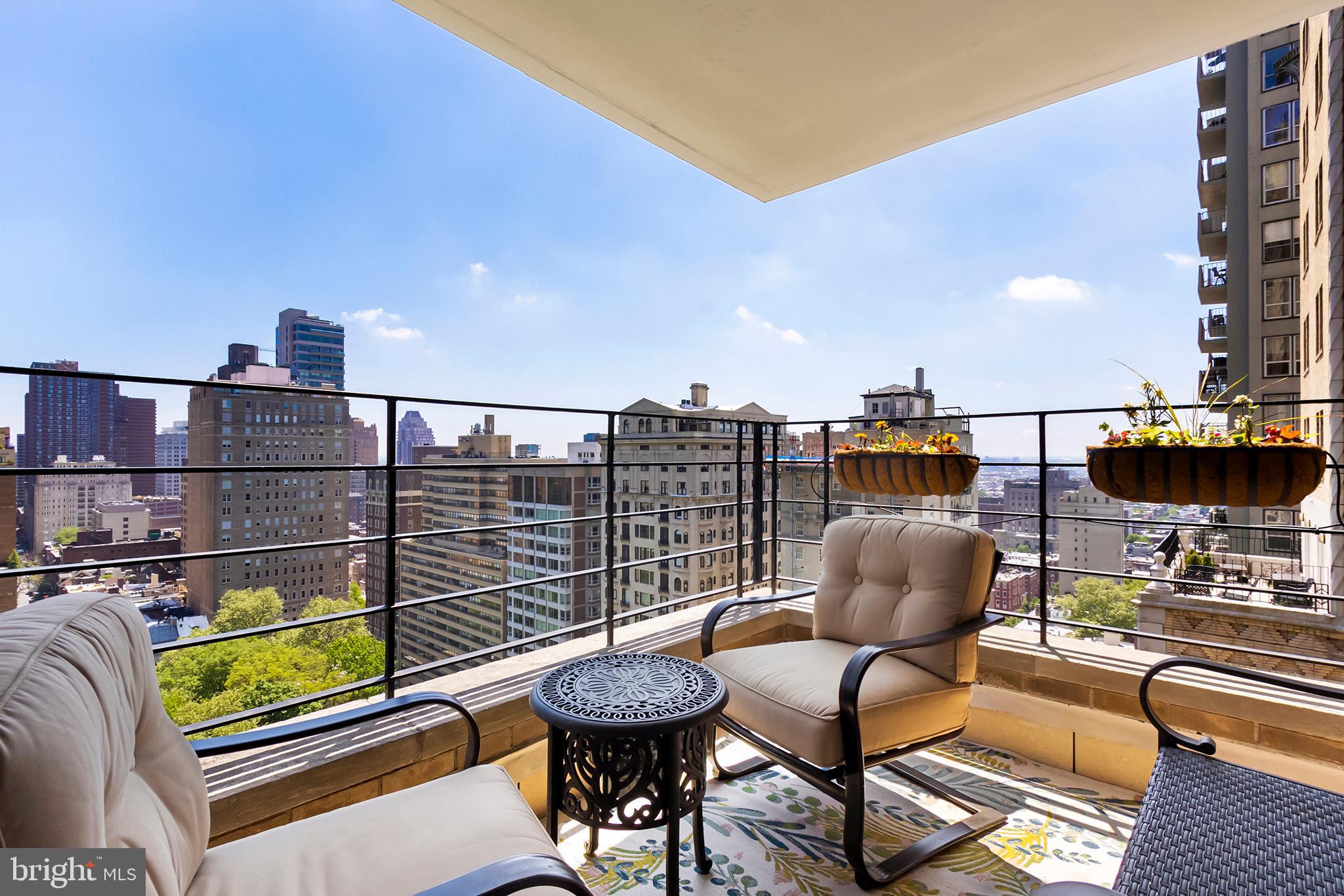 RITTENHOUSE SQUARE - Residential