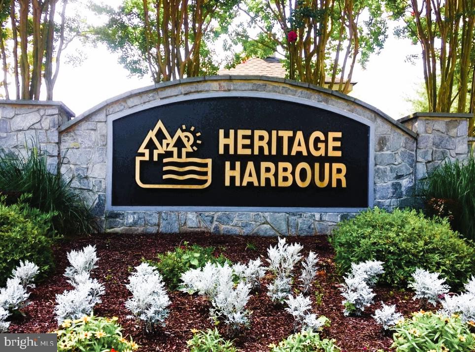HERITAGE HARBOUR - Residential