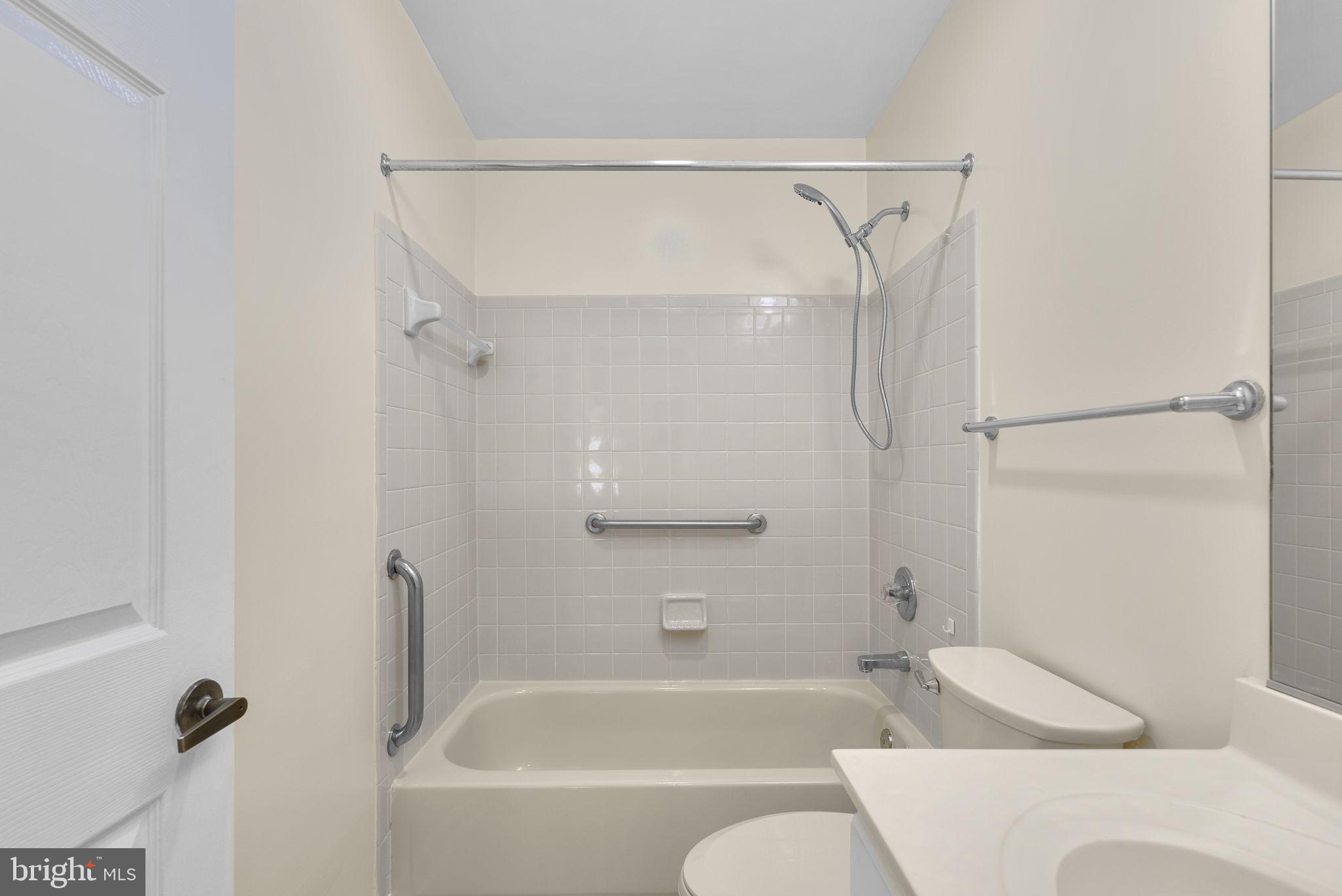 HERITAGE HARBOUR - Residential