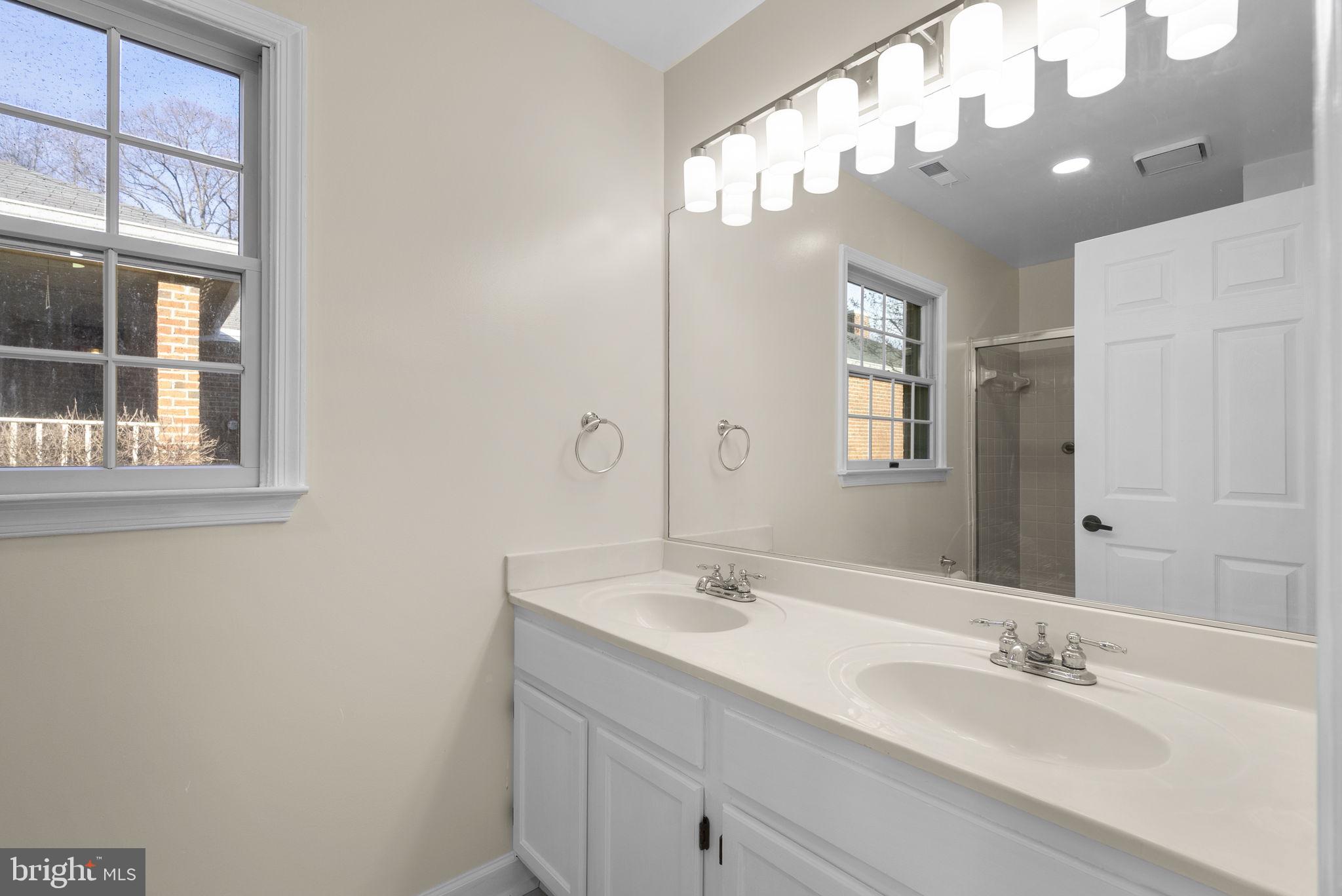 HERITAGE HARBOUR - Residential