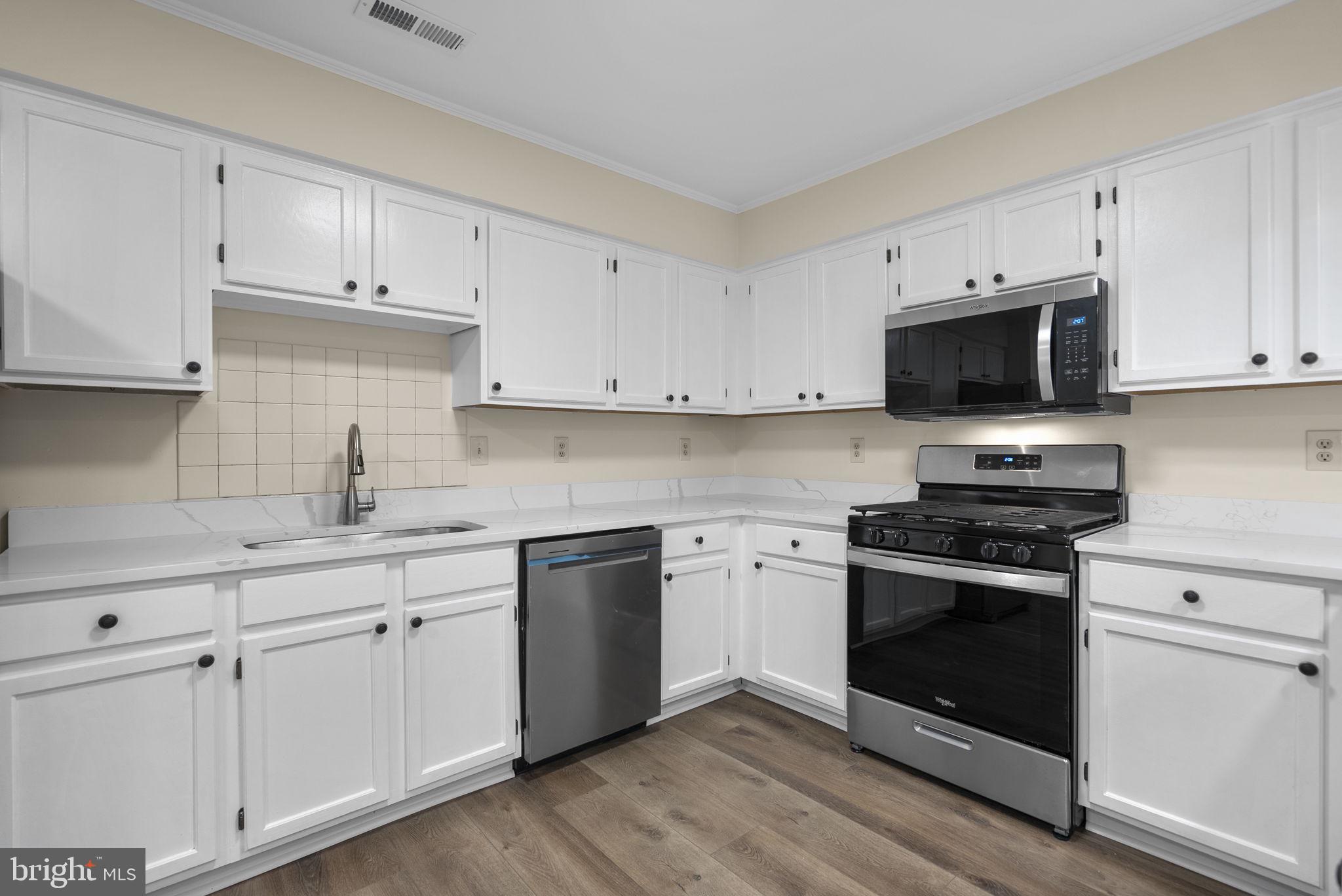 HERITAGE HARBOUR - Residential