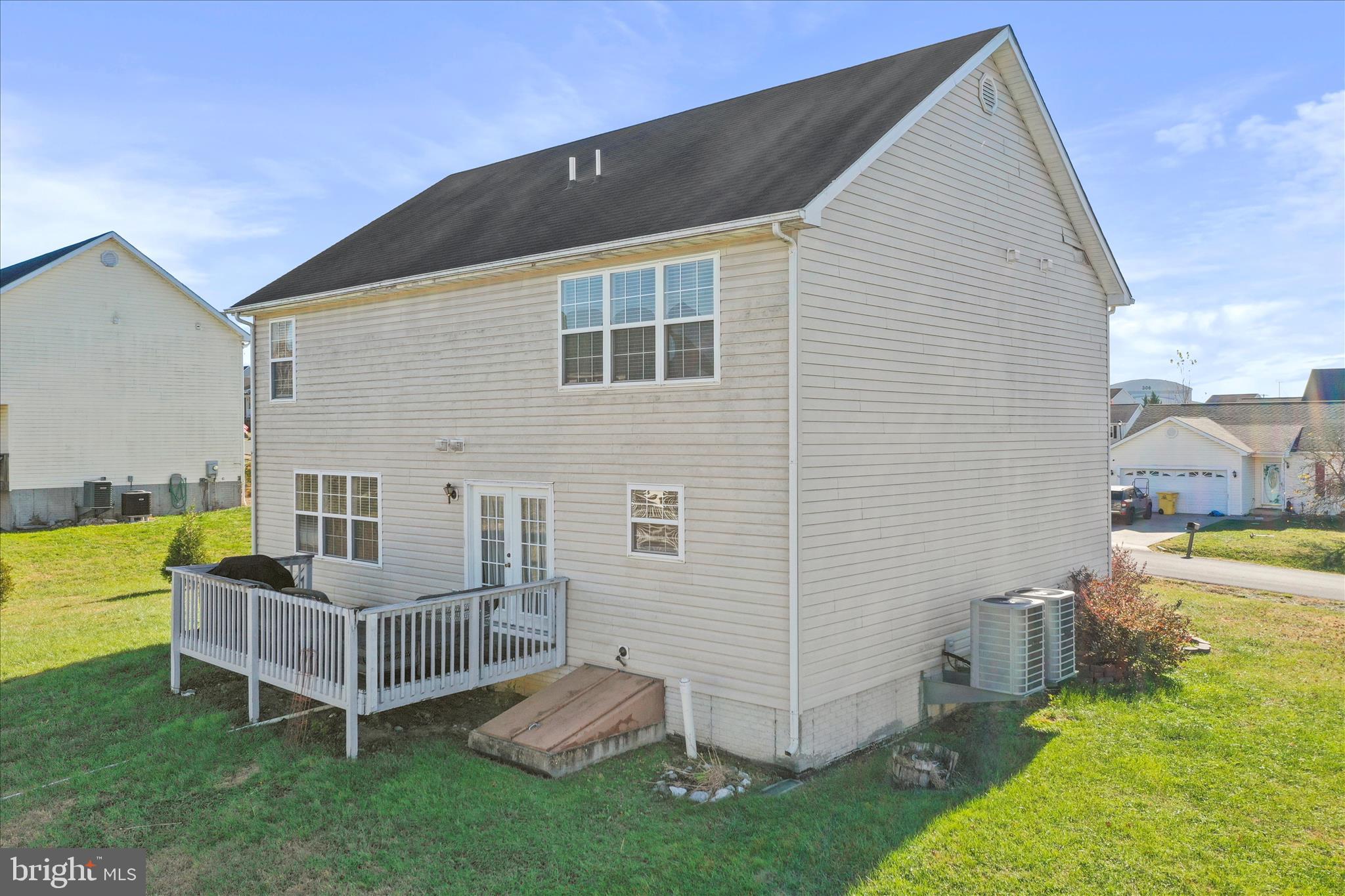 SUMMER HILL - Residential