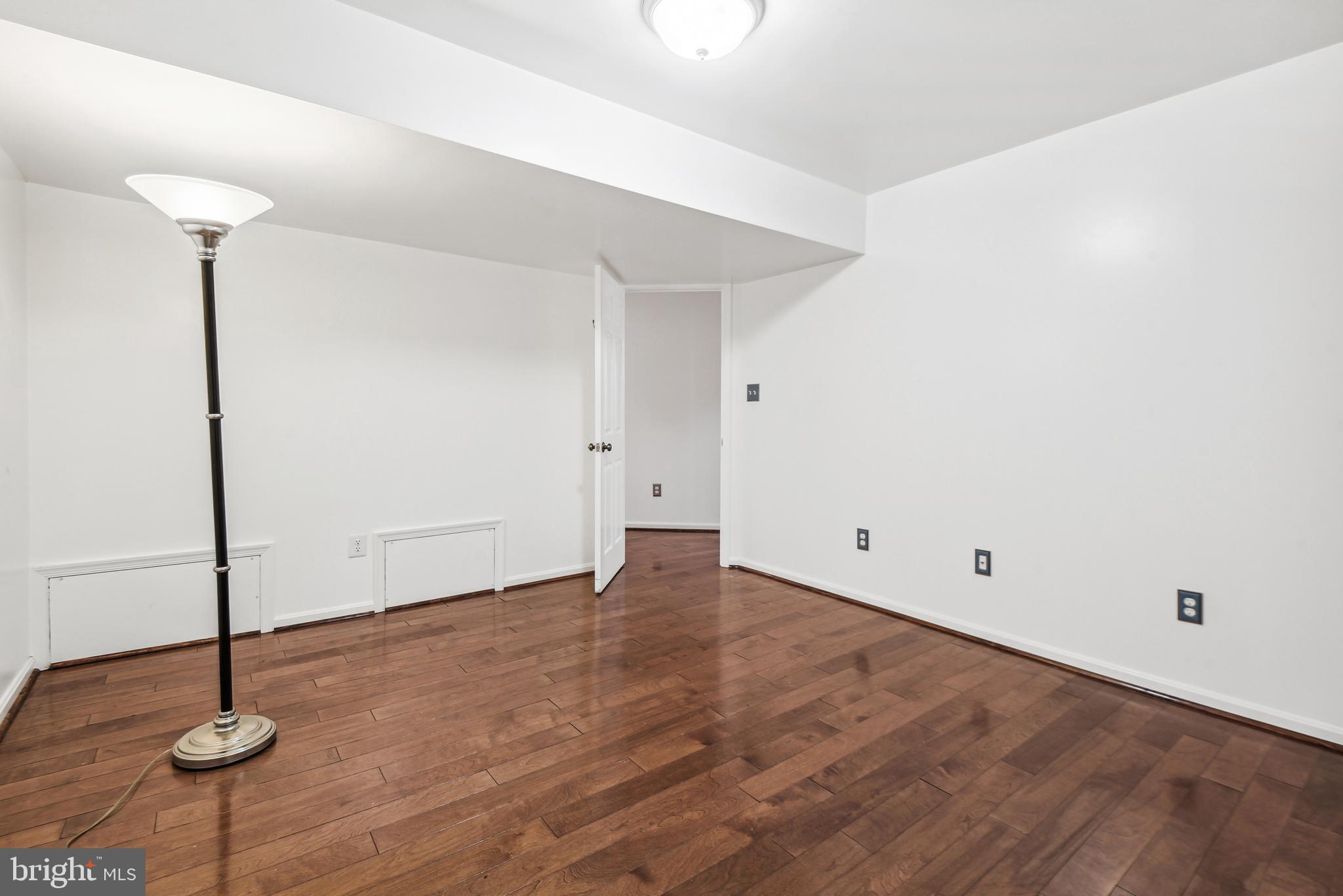 CEDARS OF MC LEAN - Residential