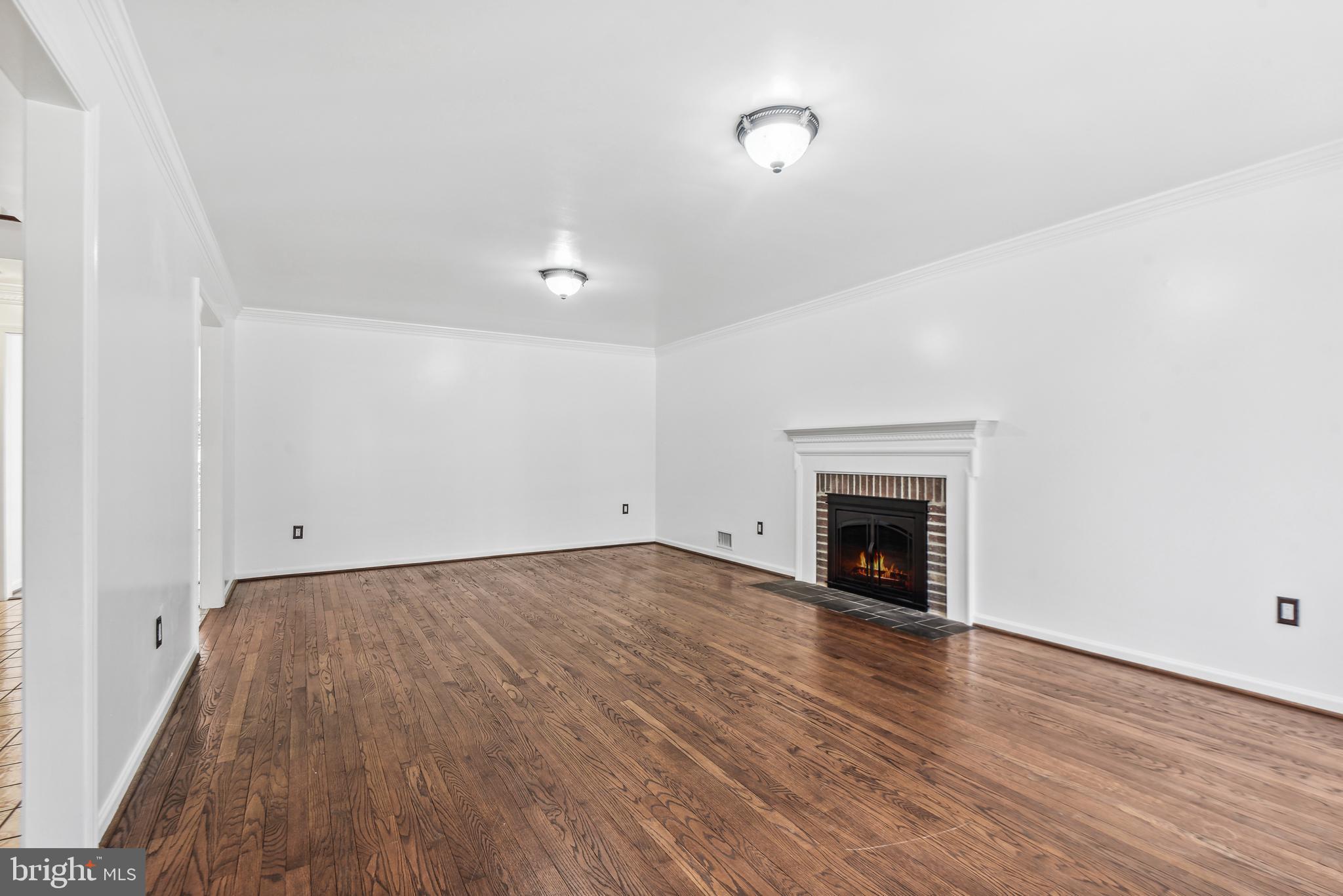 CEDARS OF MC LEAN - Residential