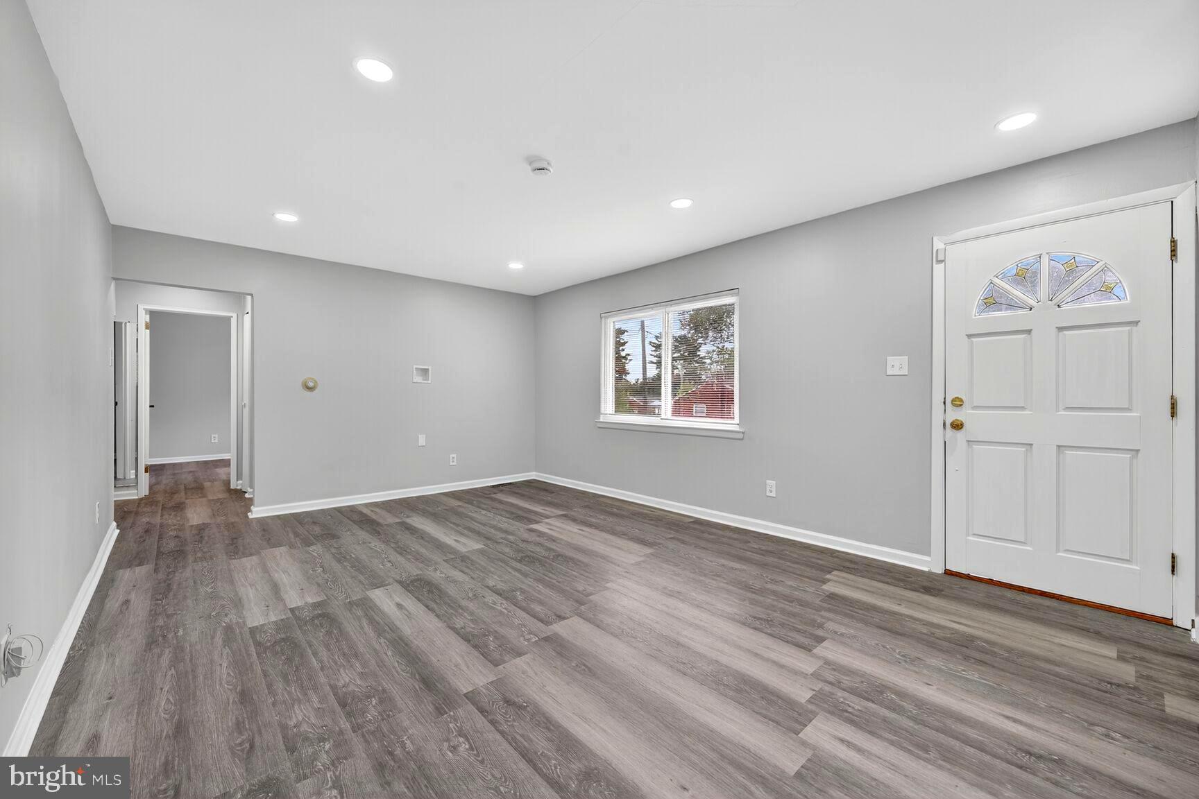 HILLCREST HEIGHTS - Residential