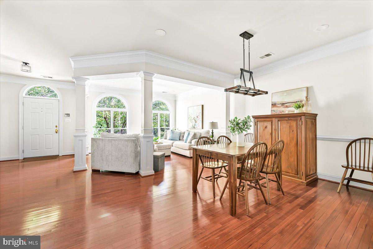 KING FARM WATKINS POND - Residential