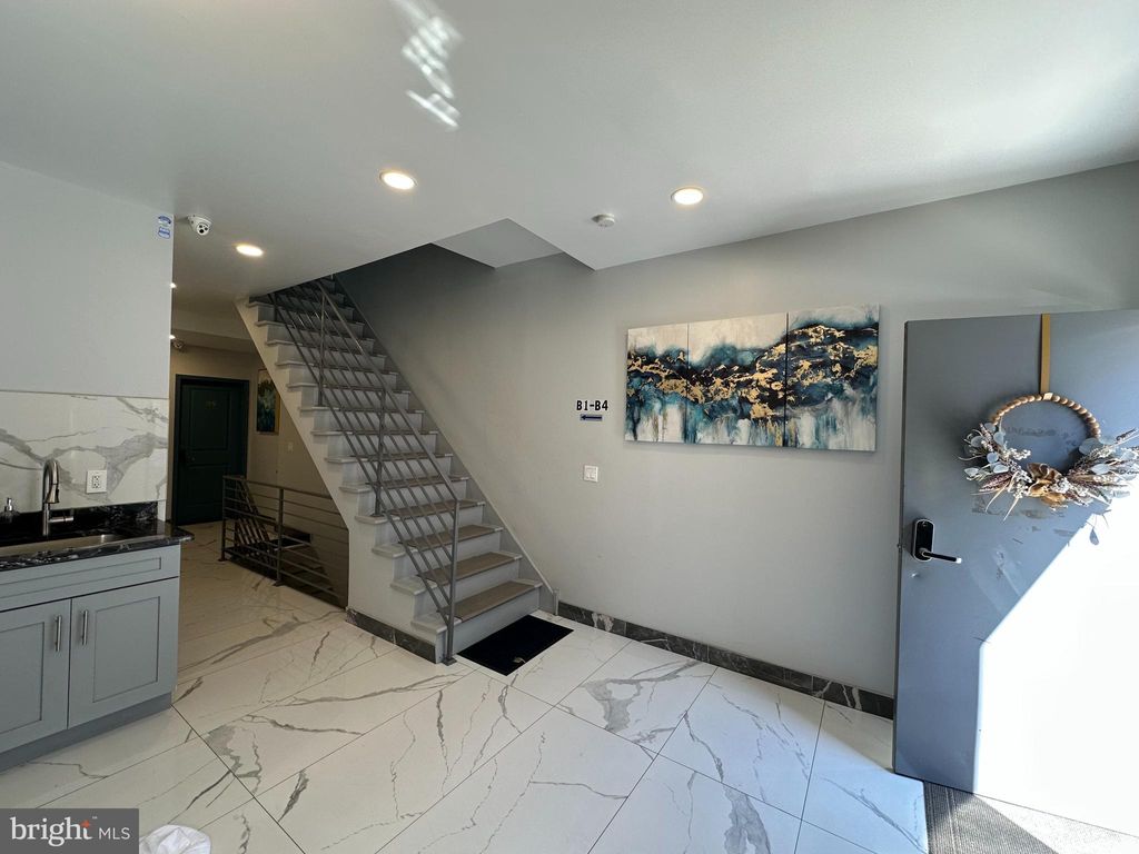 Photo of 620 N 10th Street, PHILADELPHIA, PA 19123 (MLS # PAPH2475208)