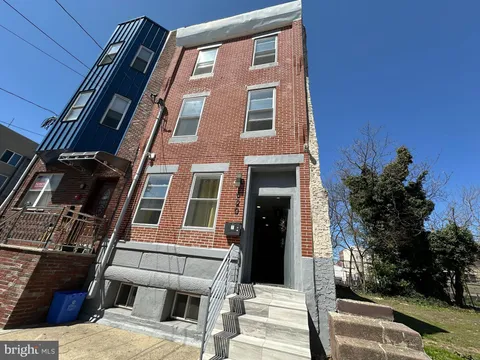620 N 10th Street, Philadelphia, PA MLS: PAPH2475208