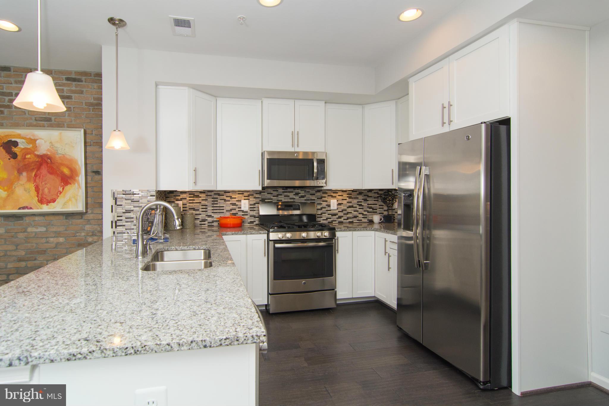 GREENBELT STATION - Residential