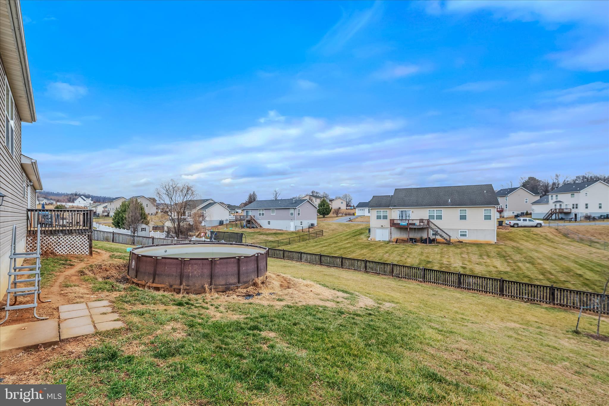 PEBBLE RIDGE - Residential