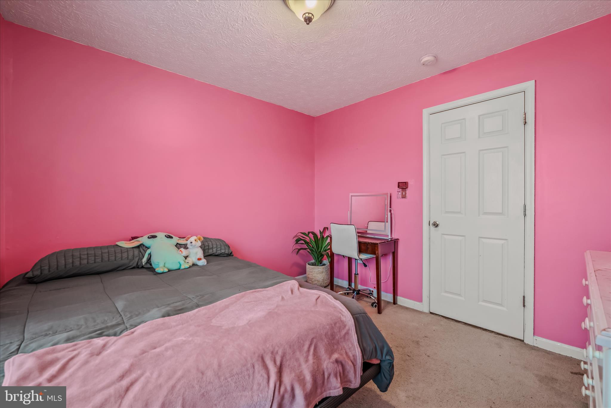 PEBBLE RIDGE - Residential