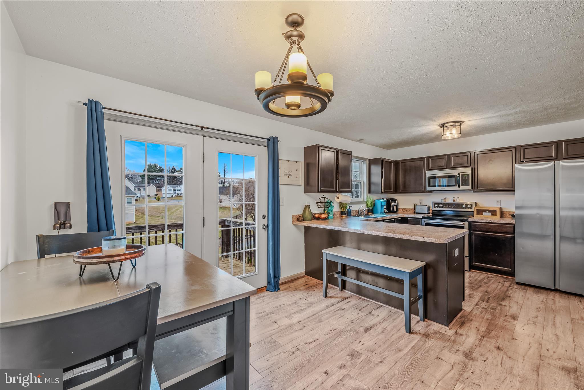 PEBBLE RIDGE - Residential