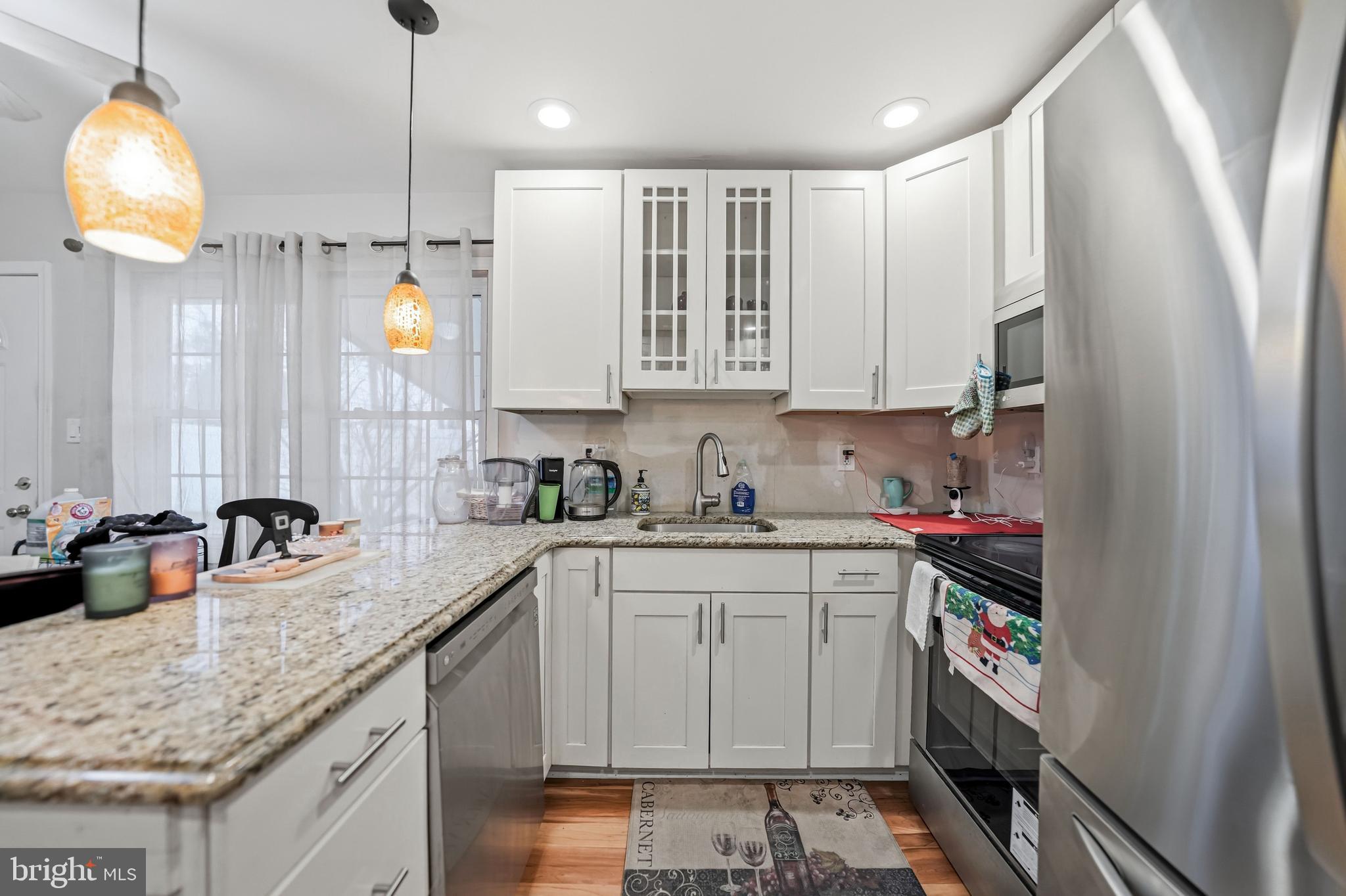 OAKTREE HOLLOW - Residential