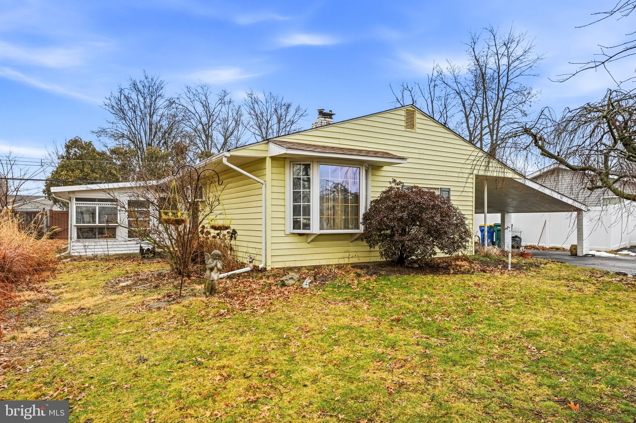 OAKTREE HOLLOW - Residential