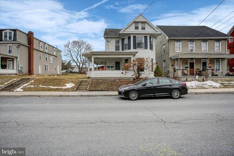 230 W SECOND STREET WAYNESBORO PA 17268