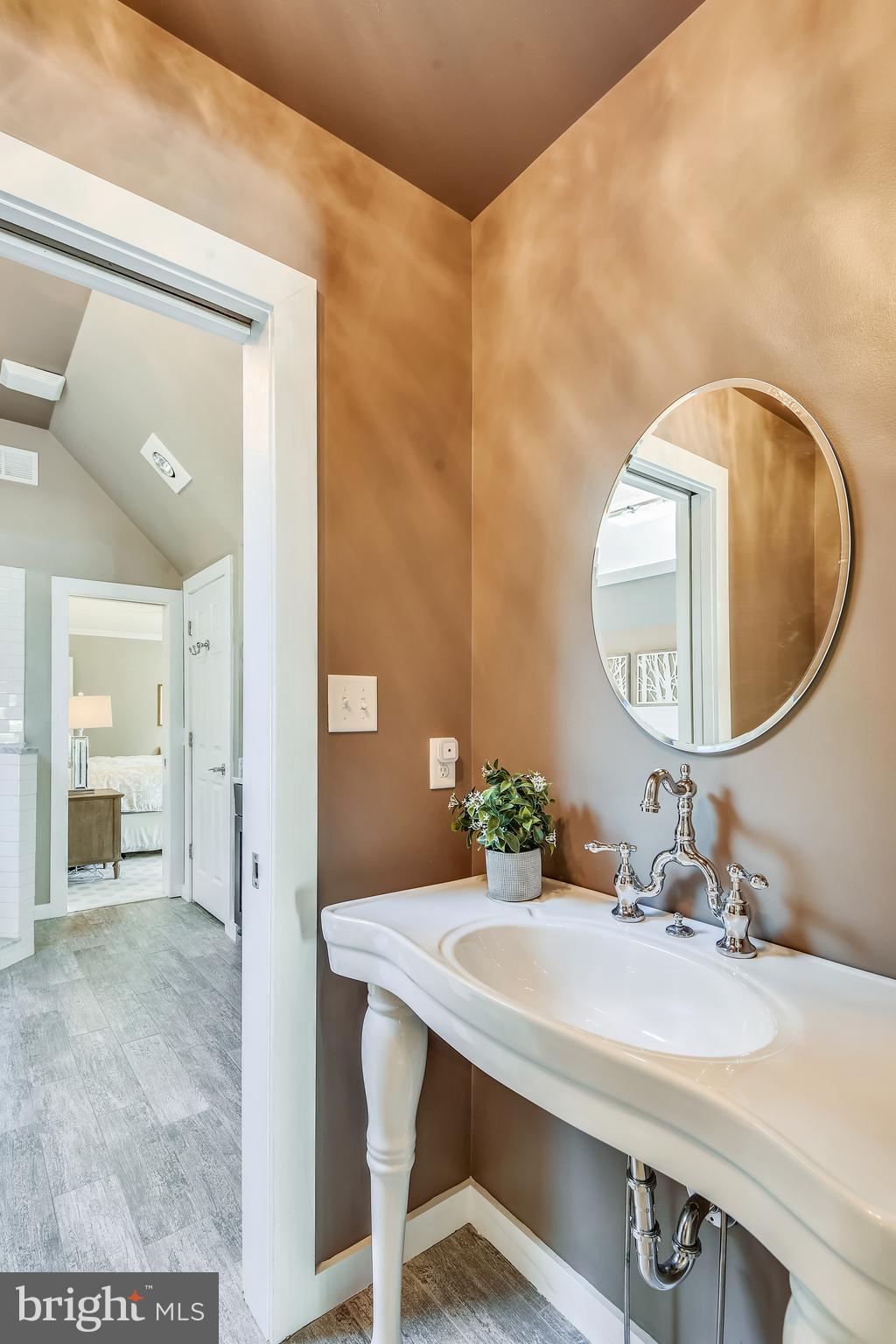 BAY CITY - Residential