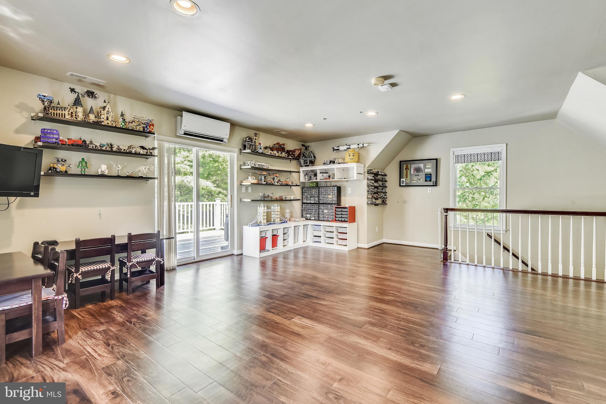 BAY CITY - Residential