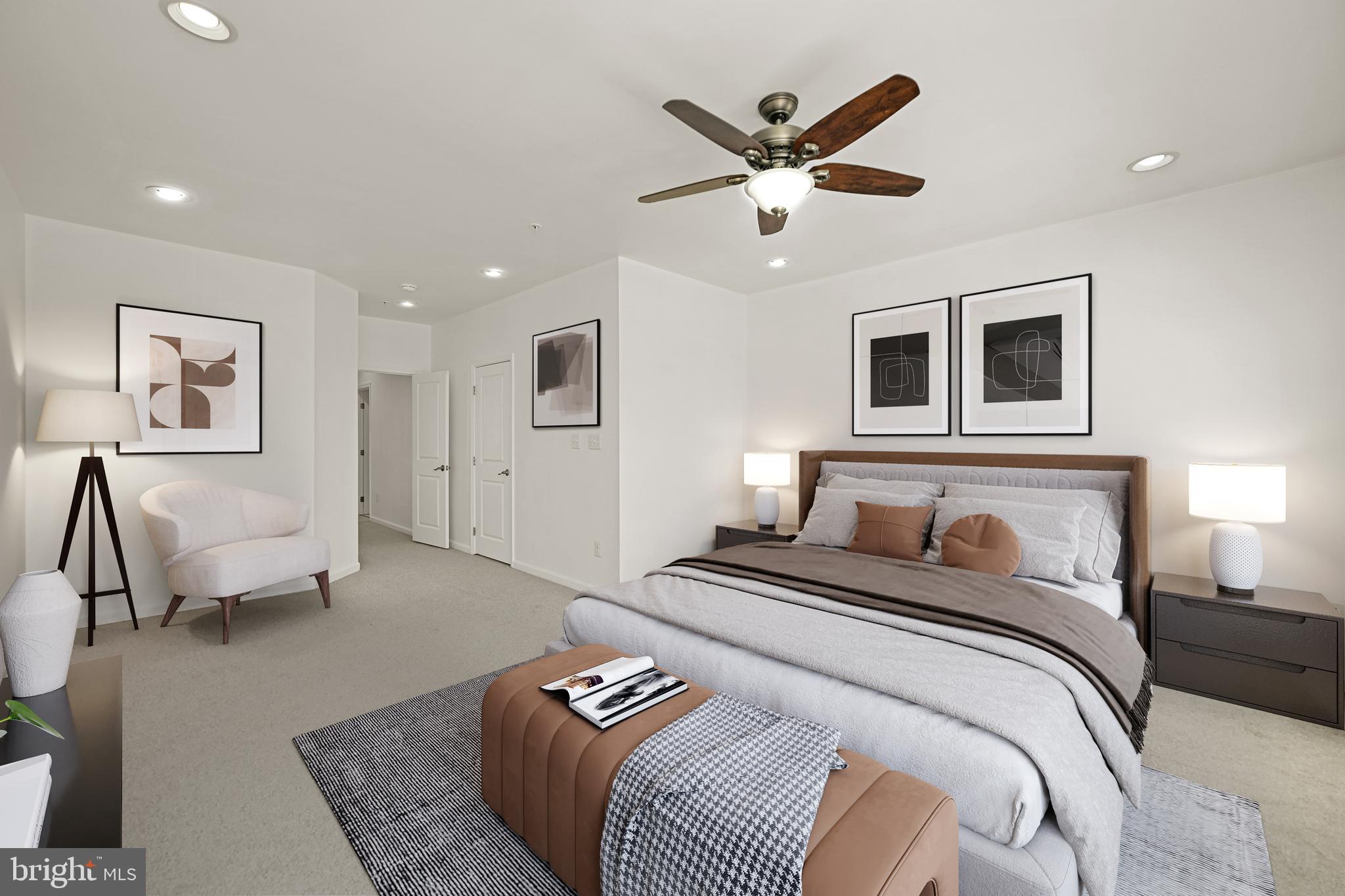 VIRGINIA MANOR - Residential