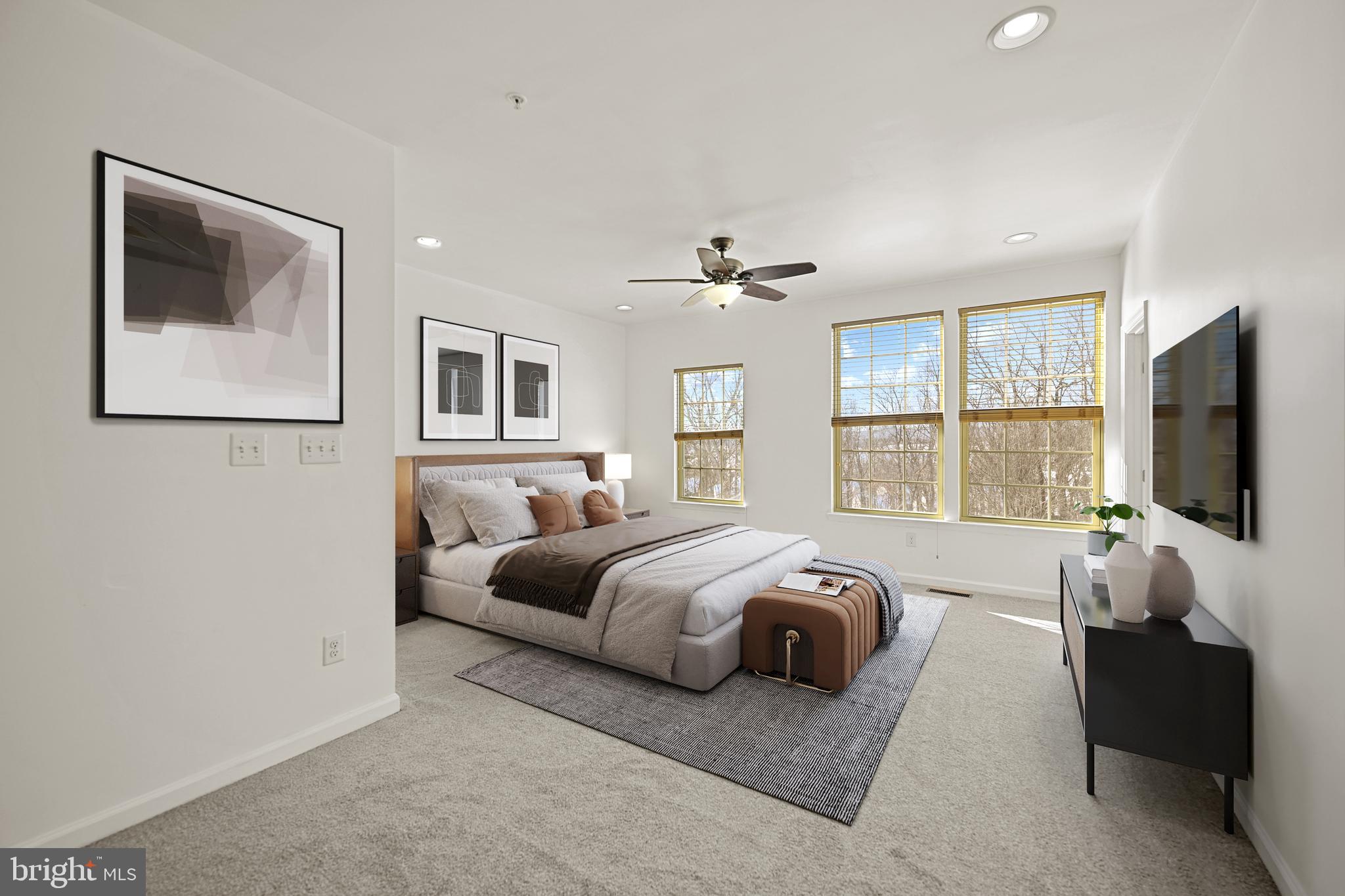 VIRGINIA MANOR - Residential