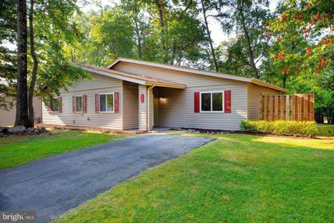 1525 HIDDENBROOK DRIVE HERNDON VA 20170