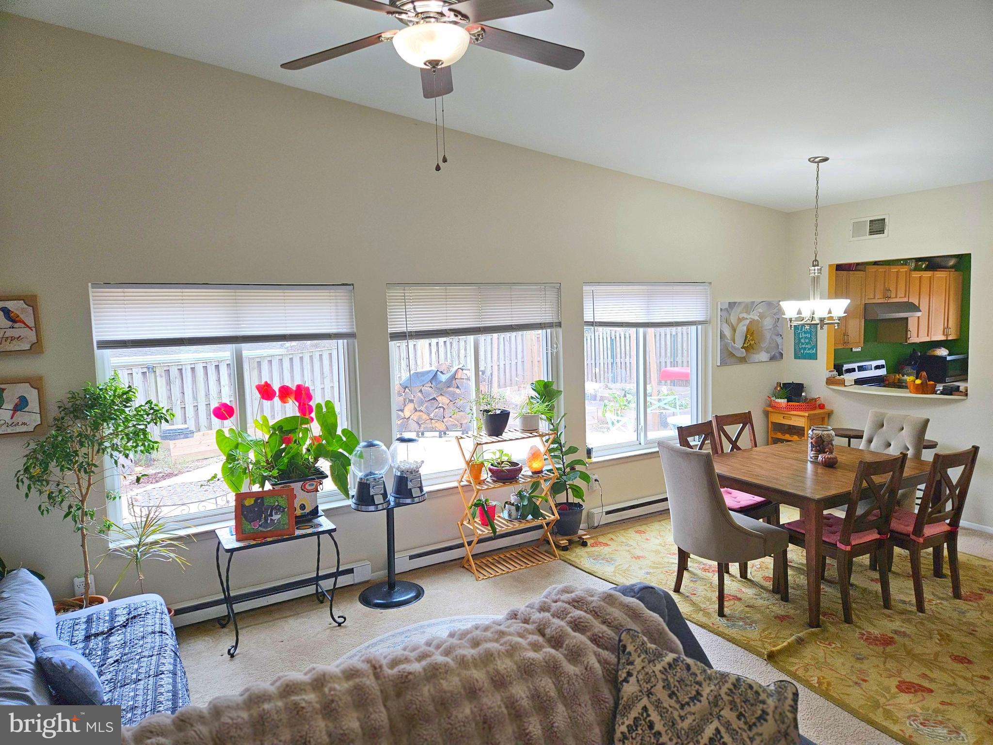 HIDDENBROOK - Residential