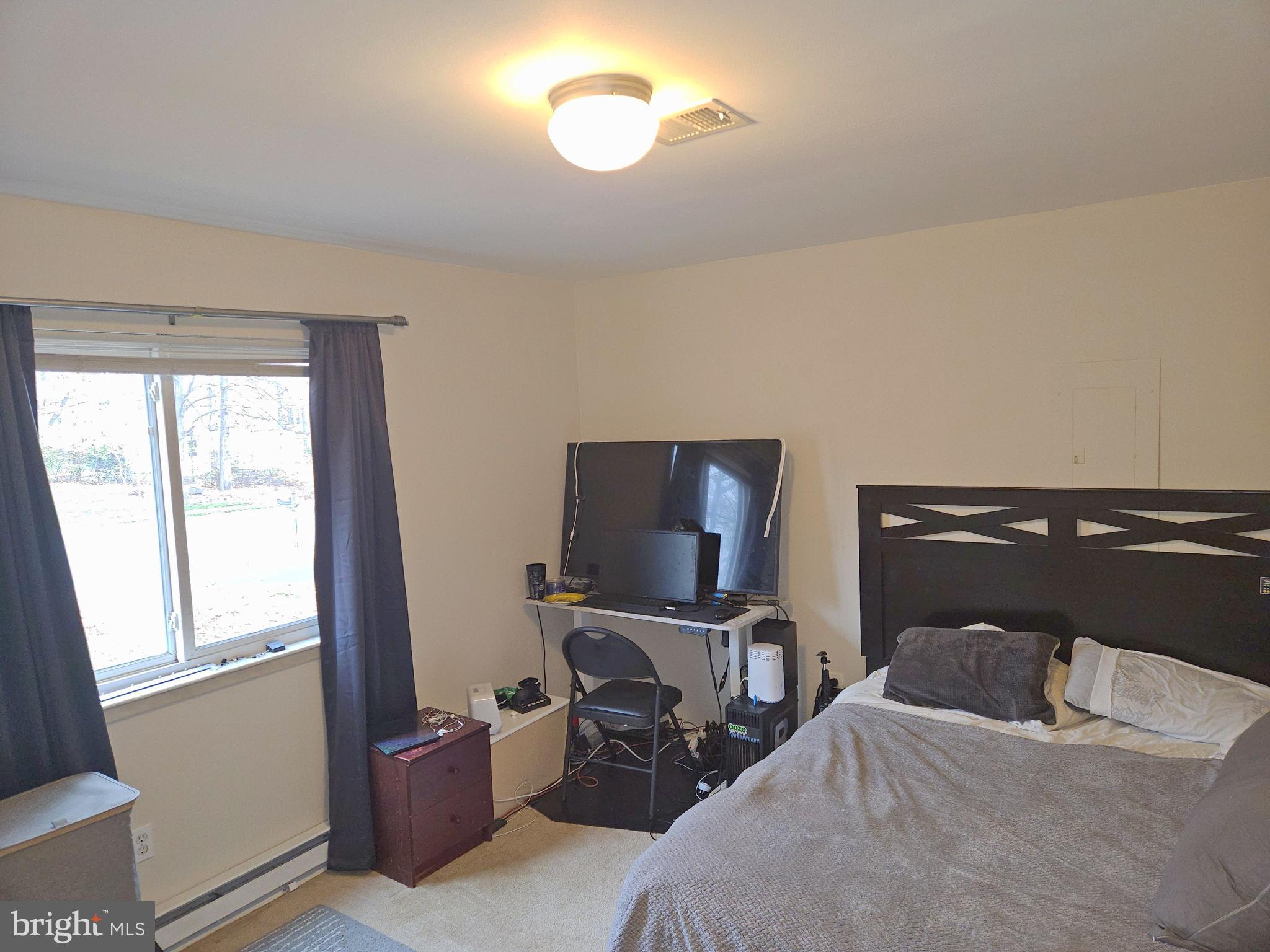 HIDDENBROOK - Residential