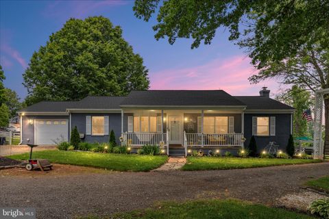 Photo of 9189 Lees Ridge Road, WARRENTON, VA 20186 (MLS # VAFQ2022378)