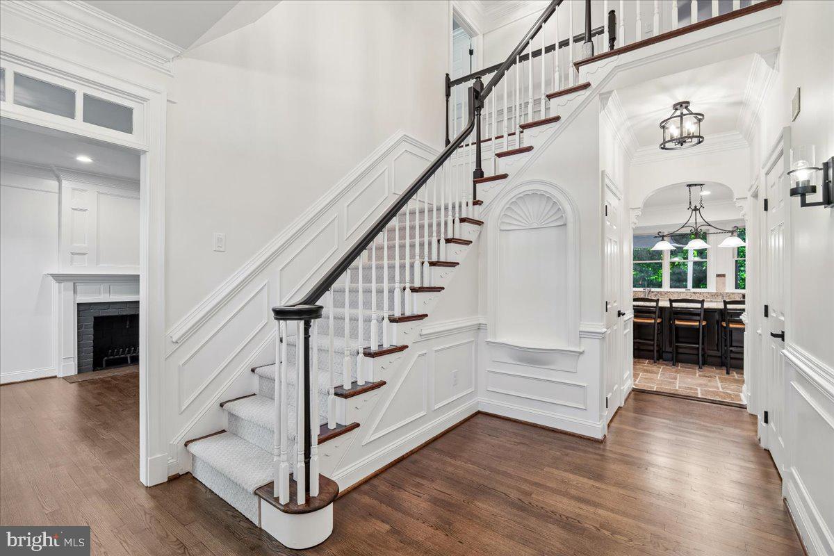 6325 ANGEL ROSE COURT