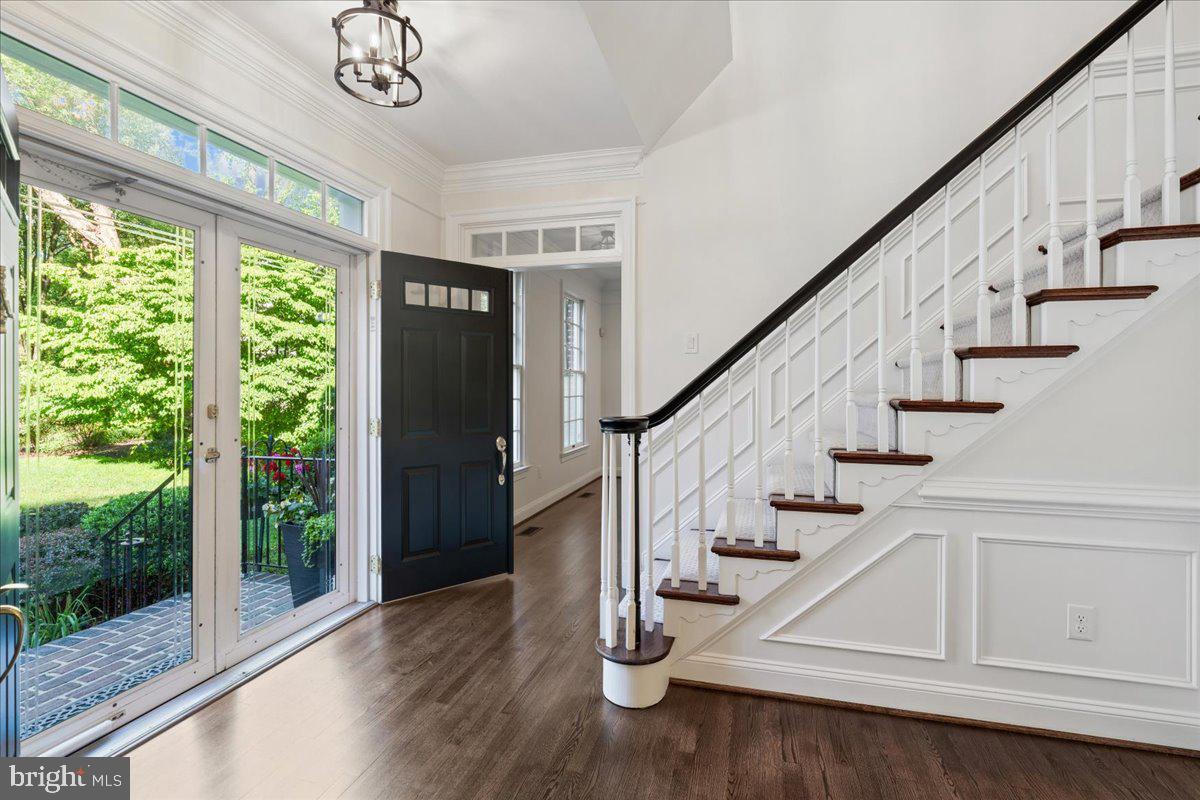 6325 ANGEL ROSE COURT