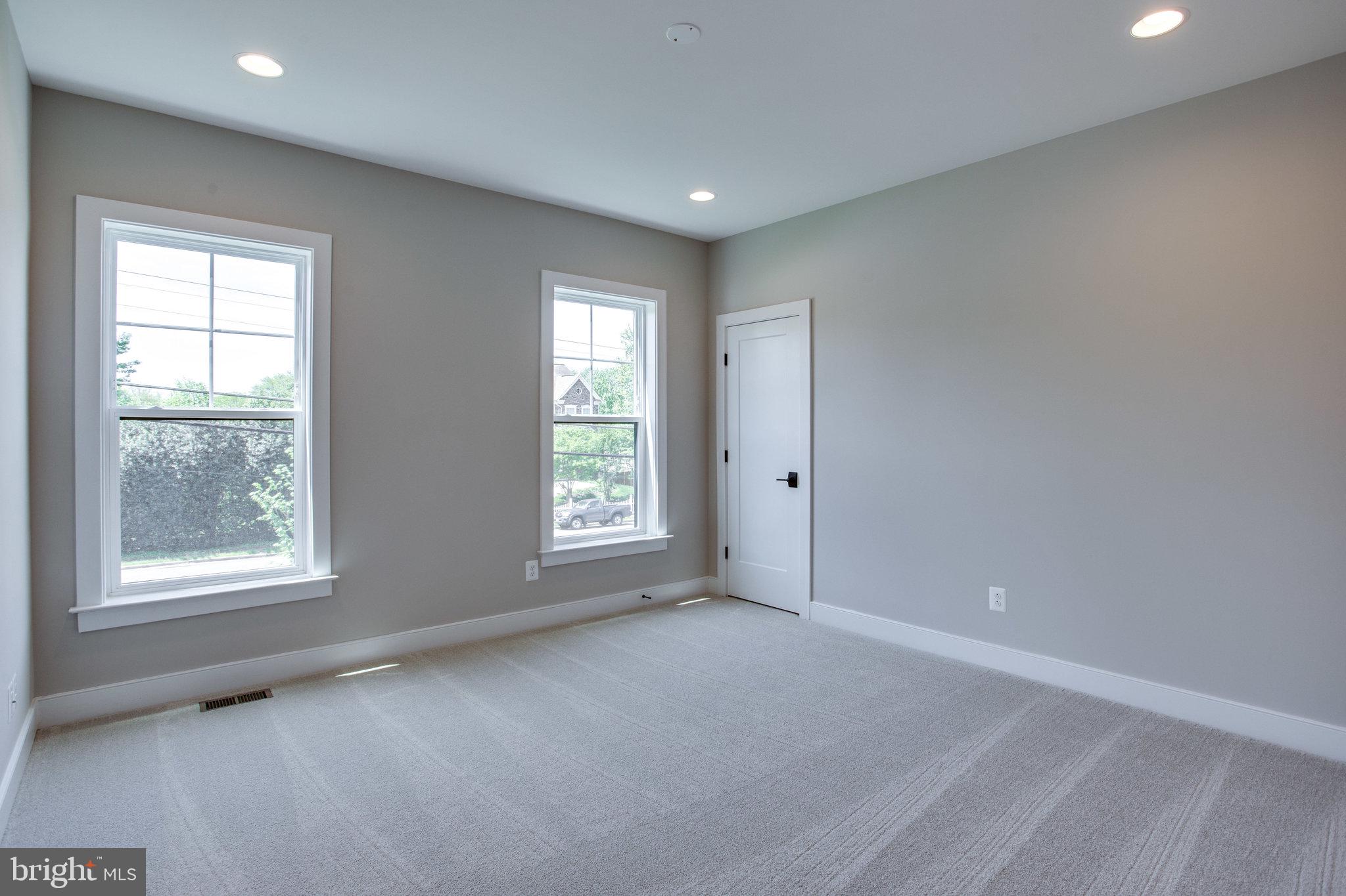 CHESTERBROOK GARDENS - Residential