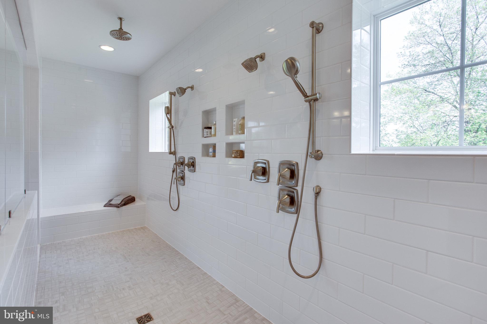 CHESTERBROOK GARDENS - Residential