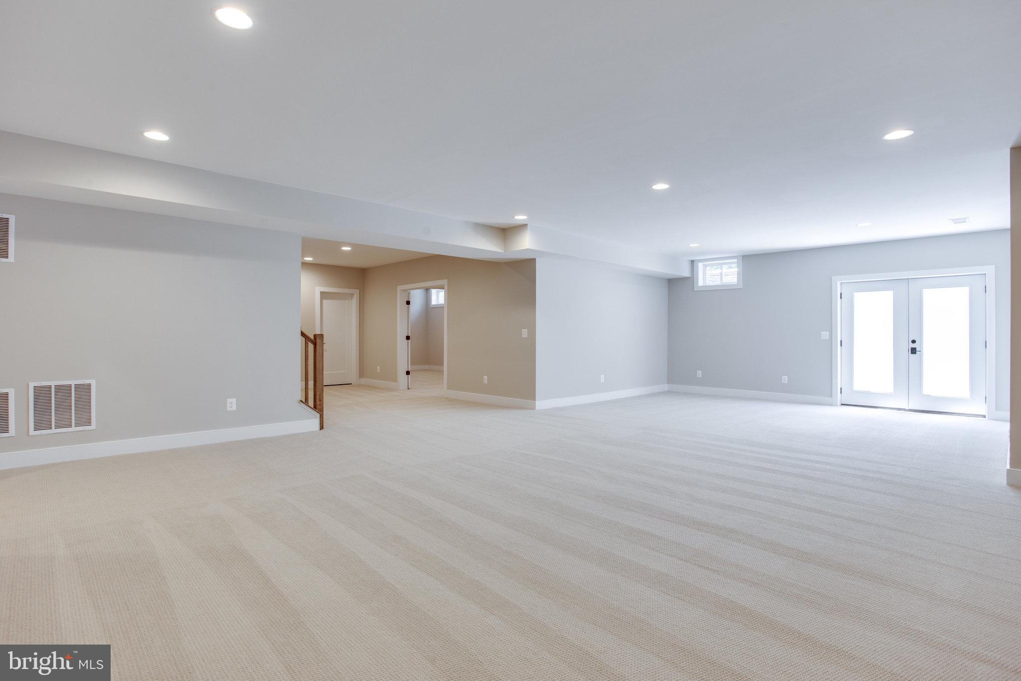 CHESTERBROOK GARDENS - Residential