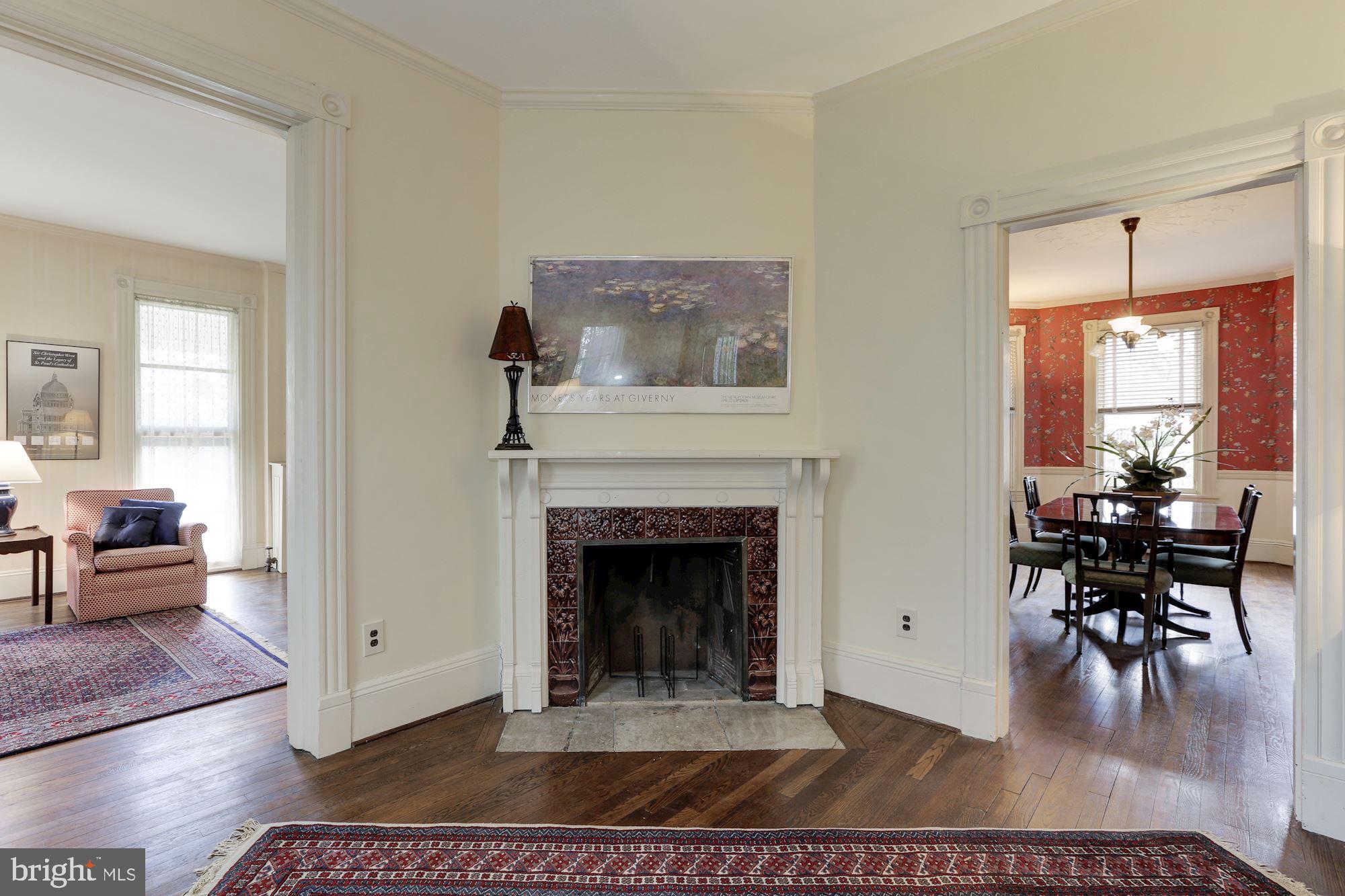 ROCKVILLE - Residential