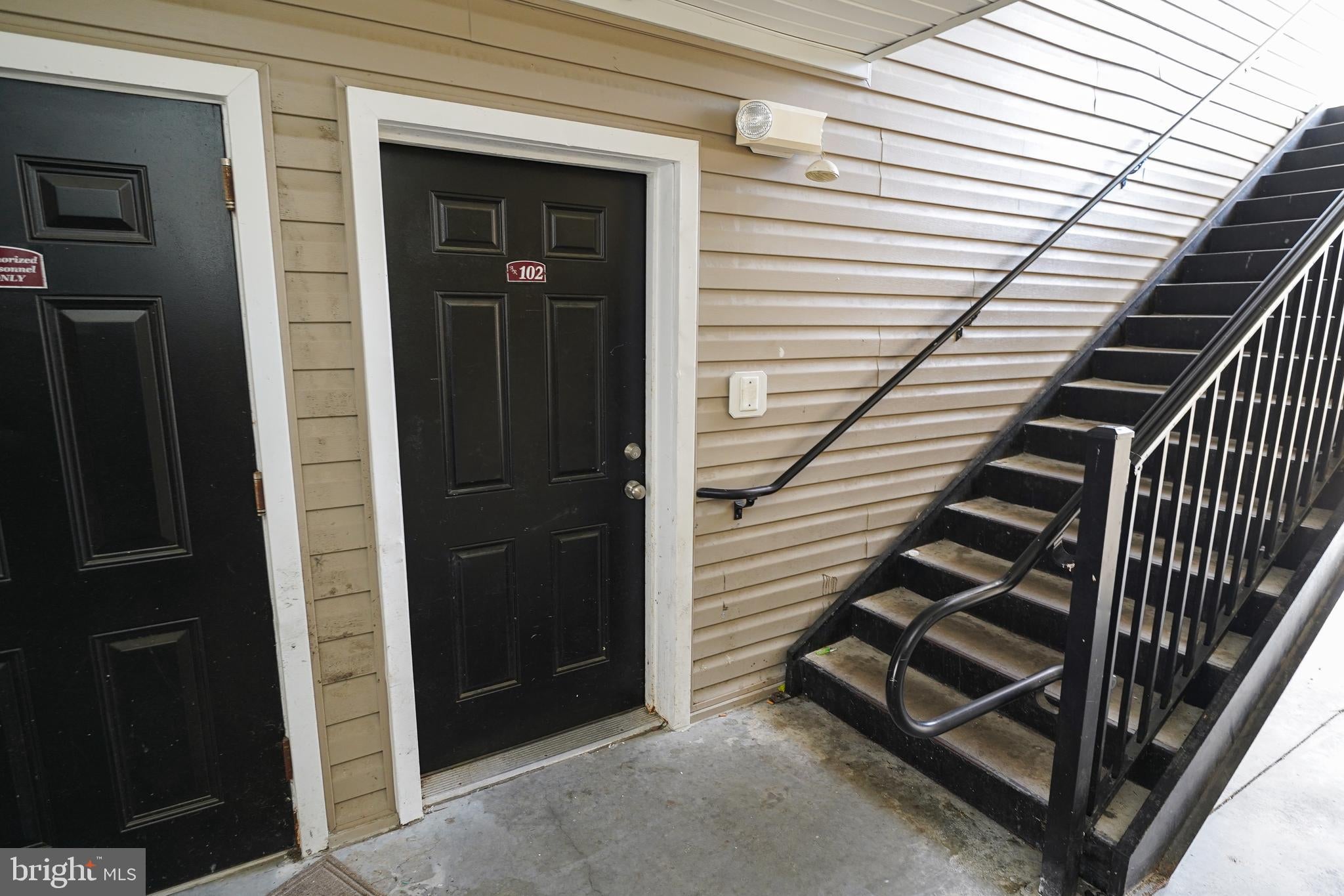 30630 UMES BOULEVARD V-102