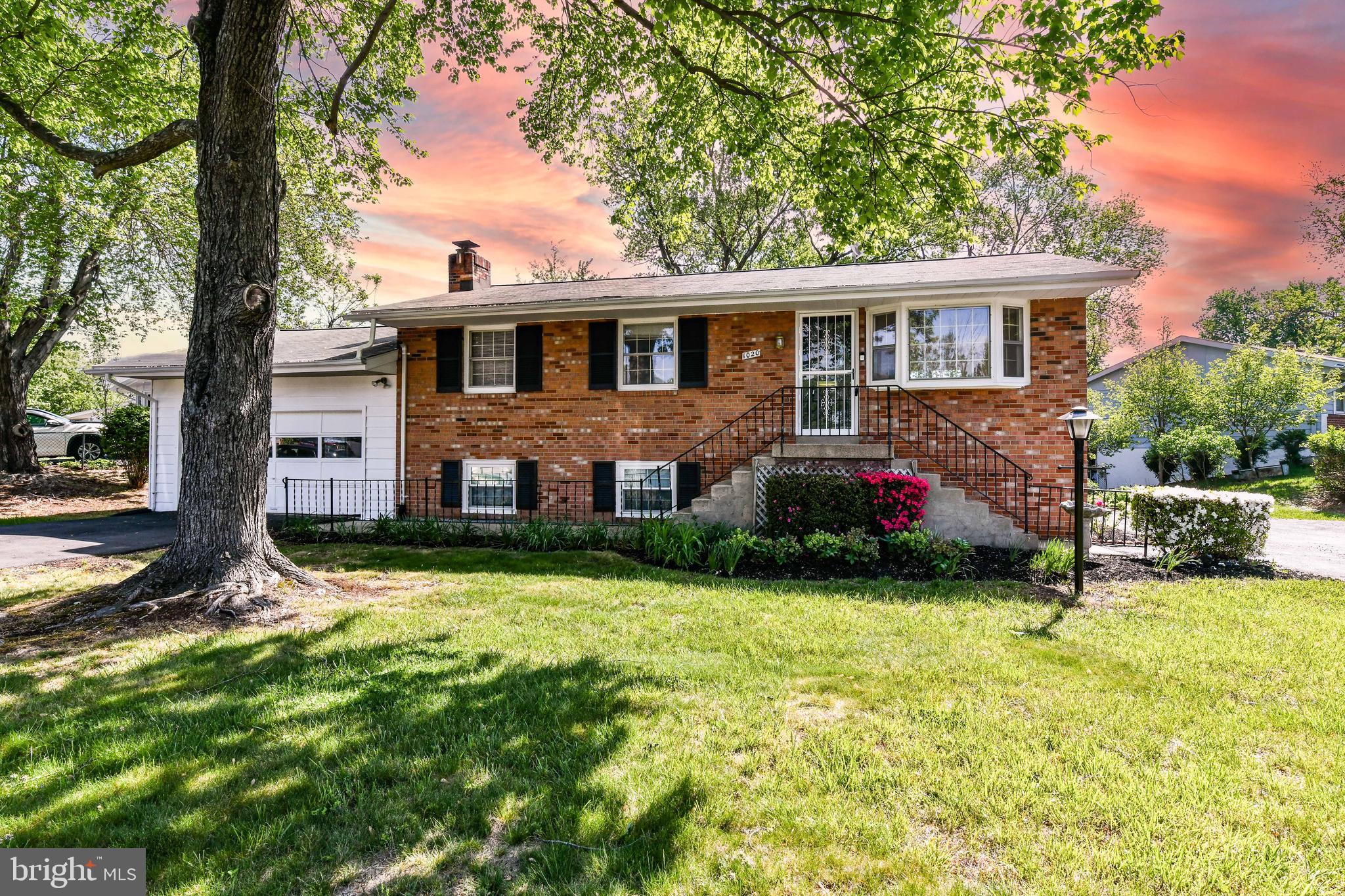 STERLING  PARK - Residential Lease