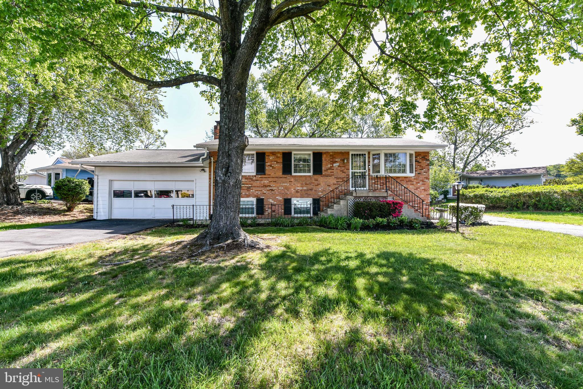 STERLING  PARK - Residential Lease