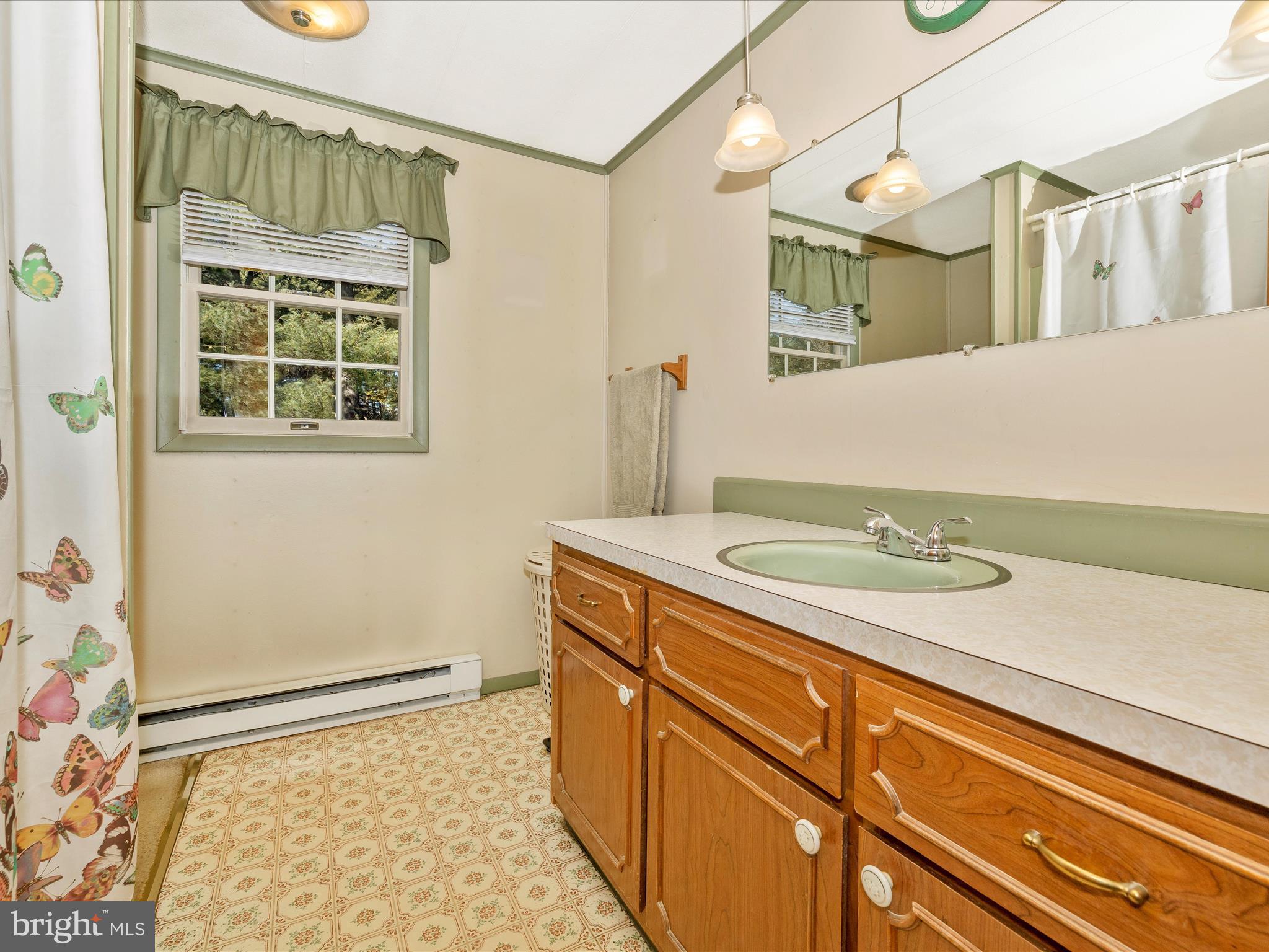 KEEDYSVILLE - Residential