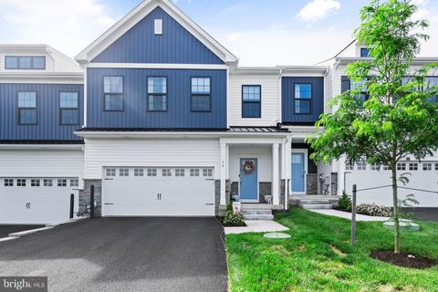 Photo of 50 Rose Hill Way, GLEN MILLS, PA 19342 (MLS # PADE2116438)