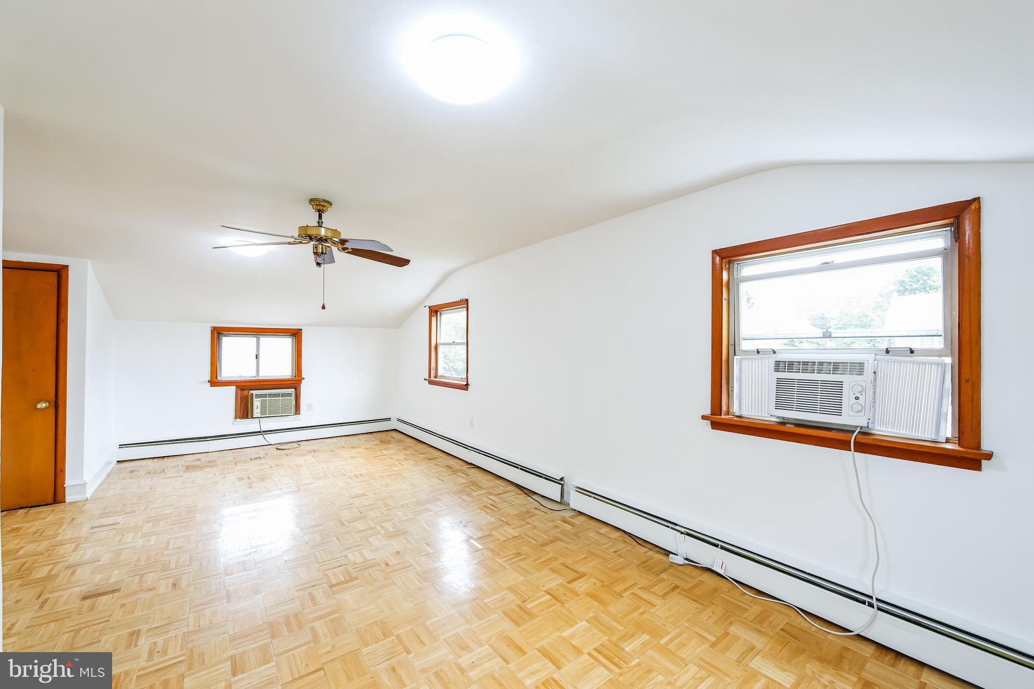 PARKSIDE - Residential