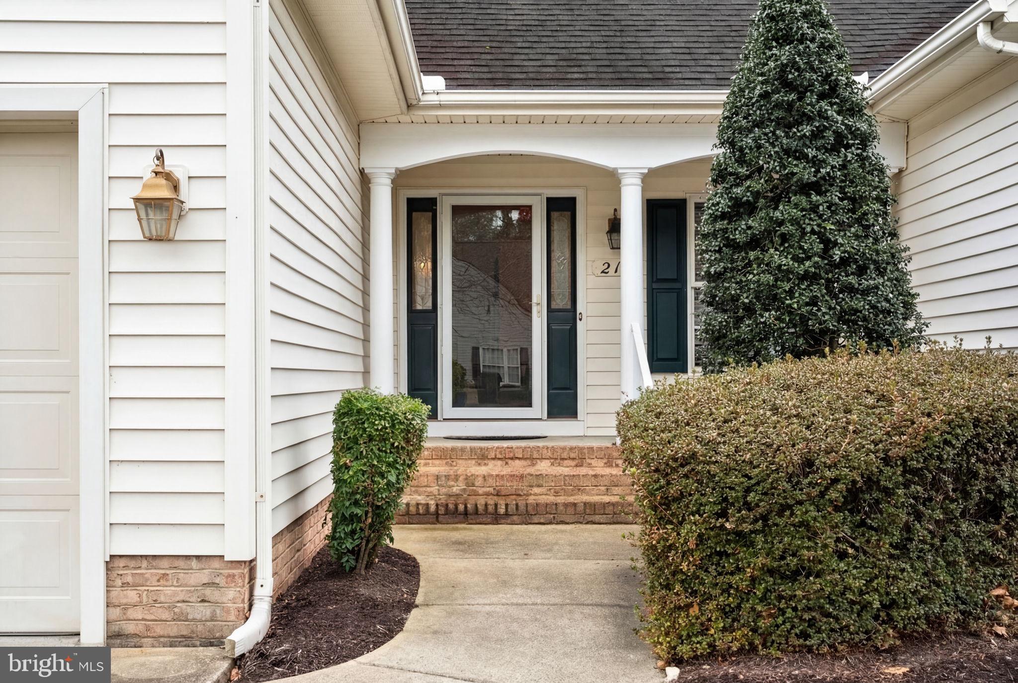 212 SPRING CREST DRIVE