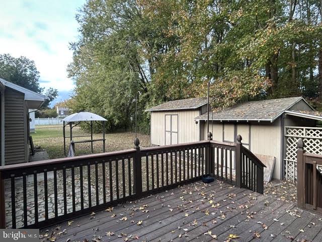 MEADOW VIEW ESTATES - Residential