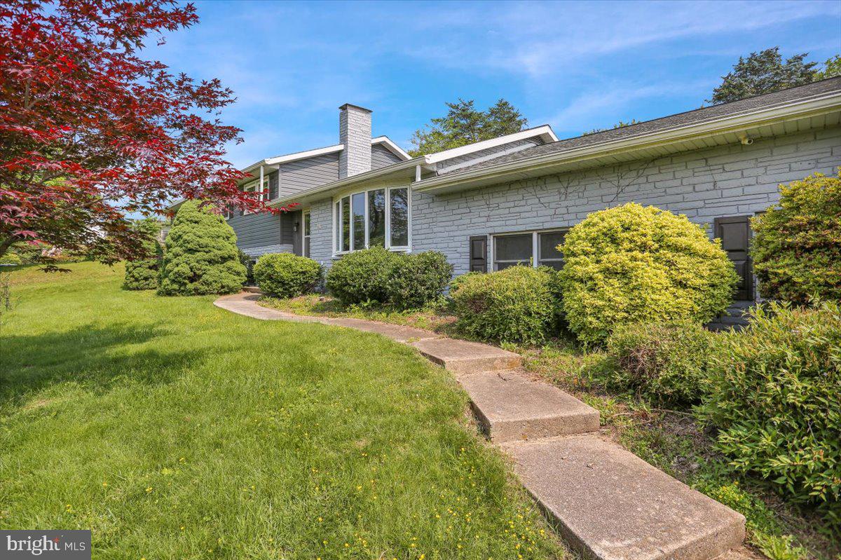 4255 PAINTED SKY ROAD