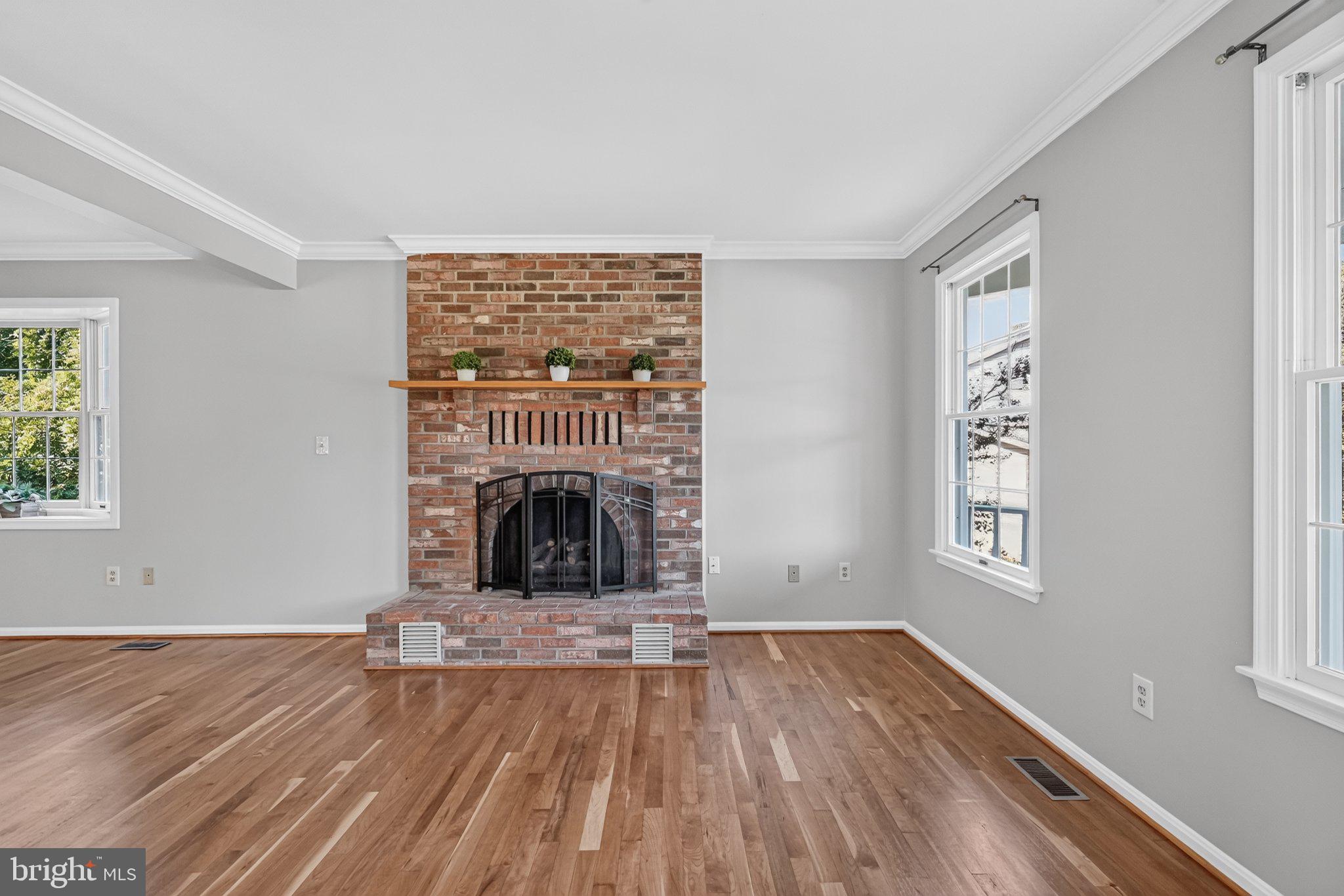 8683 FELSVIEW DRIVE
