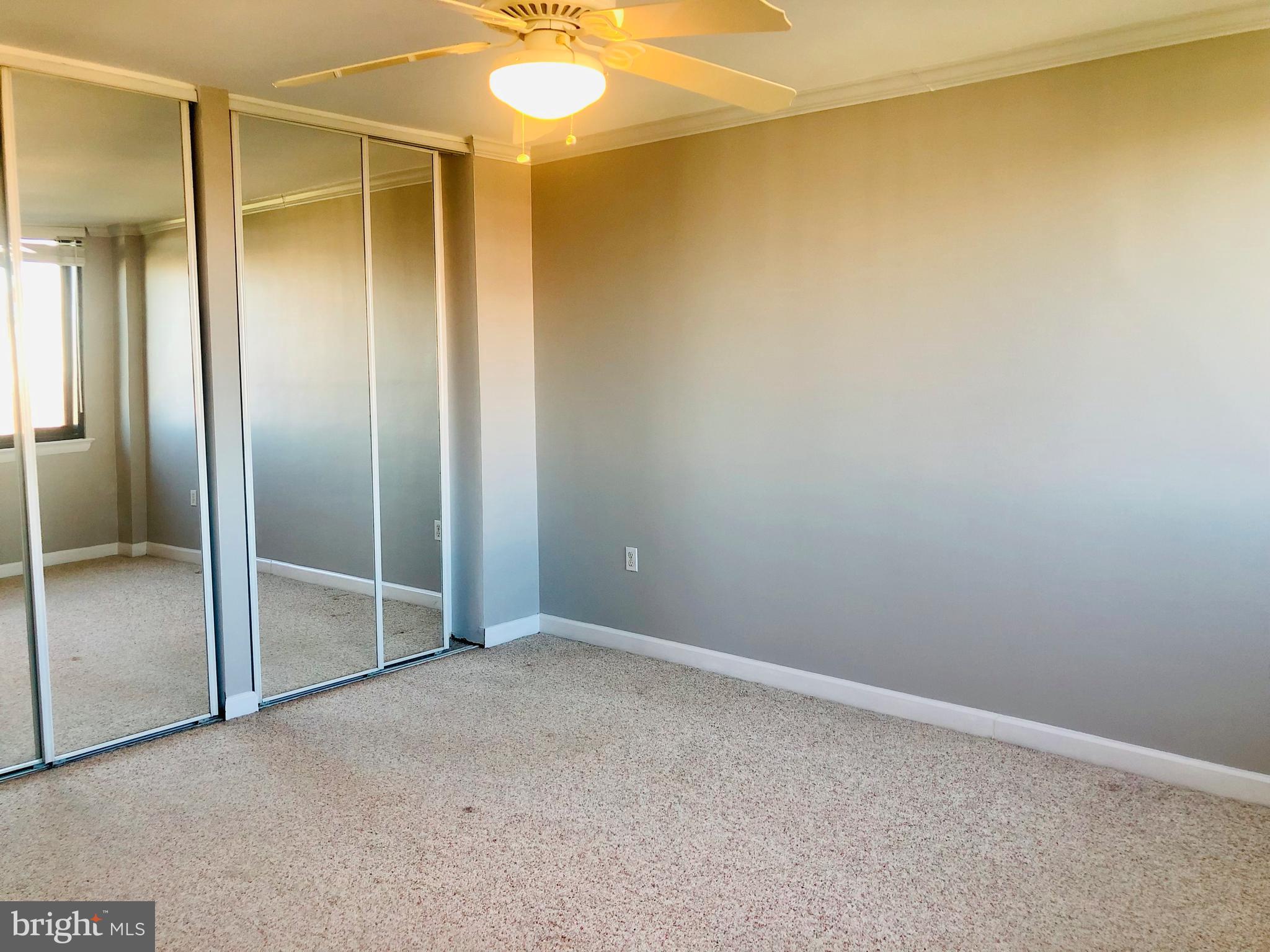 PORT ROYAL CONDOMINIUM - Residential Lease